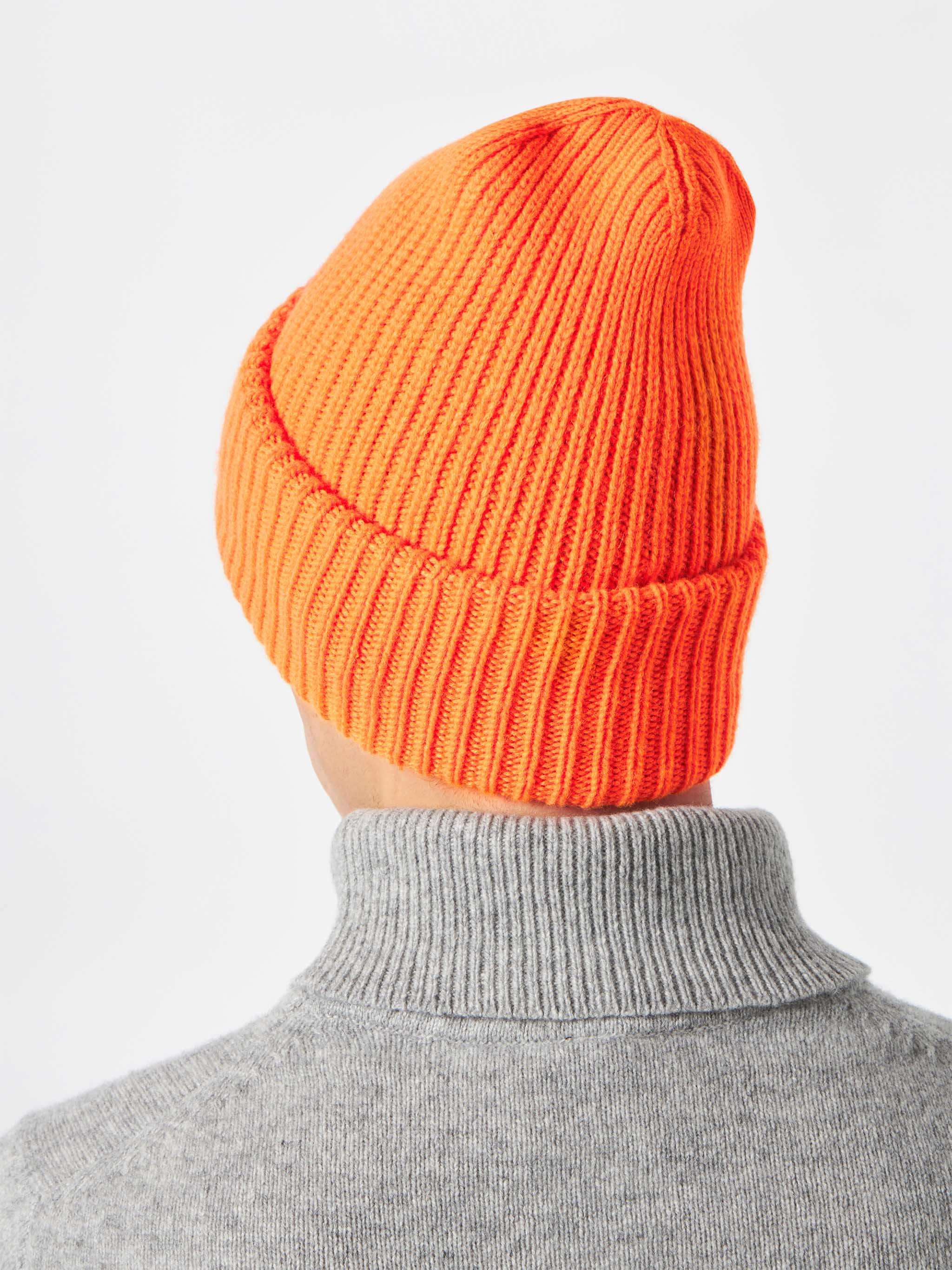 Fluo orange ribbed beanie Berry with Saint Barth patch - Image 4