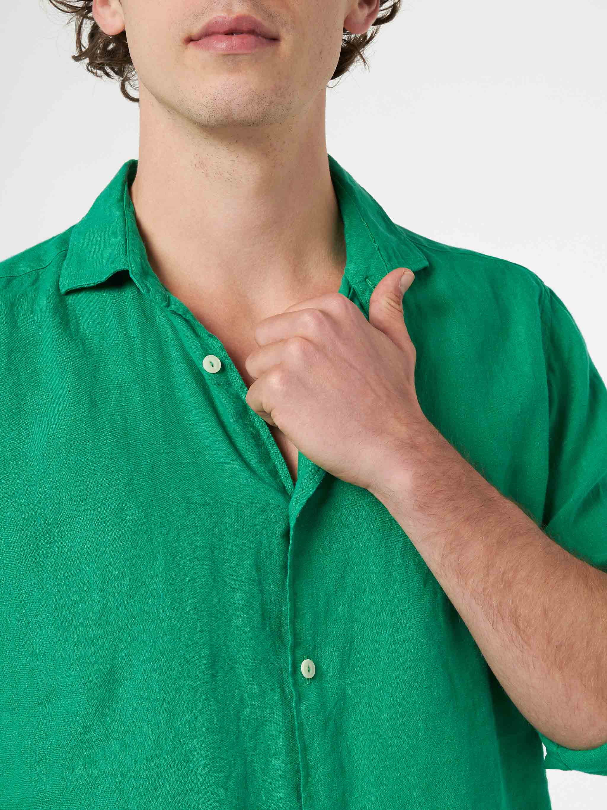 Pamplona linen shirt in green - Image 3