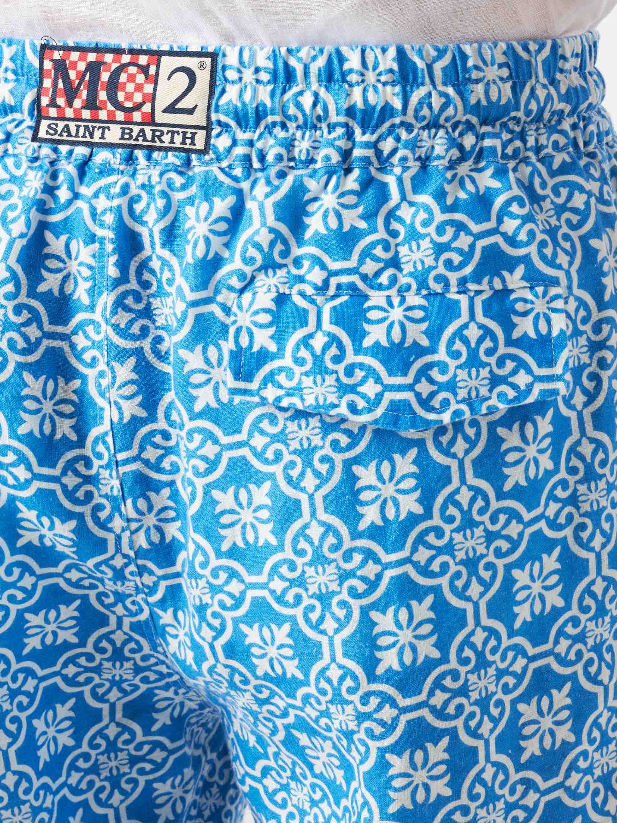 Marseille light blue majolica linen bermuda shorts - Image 3