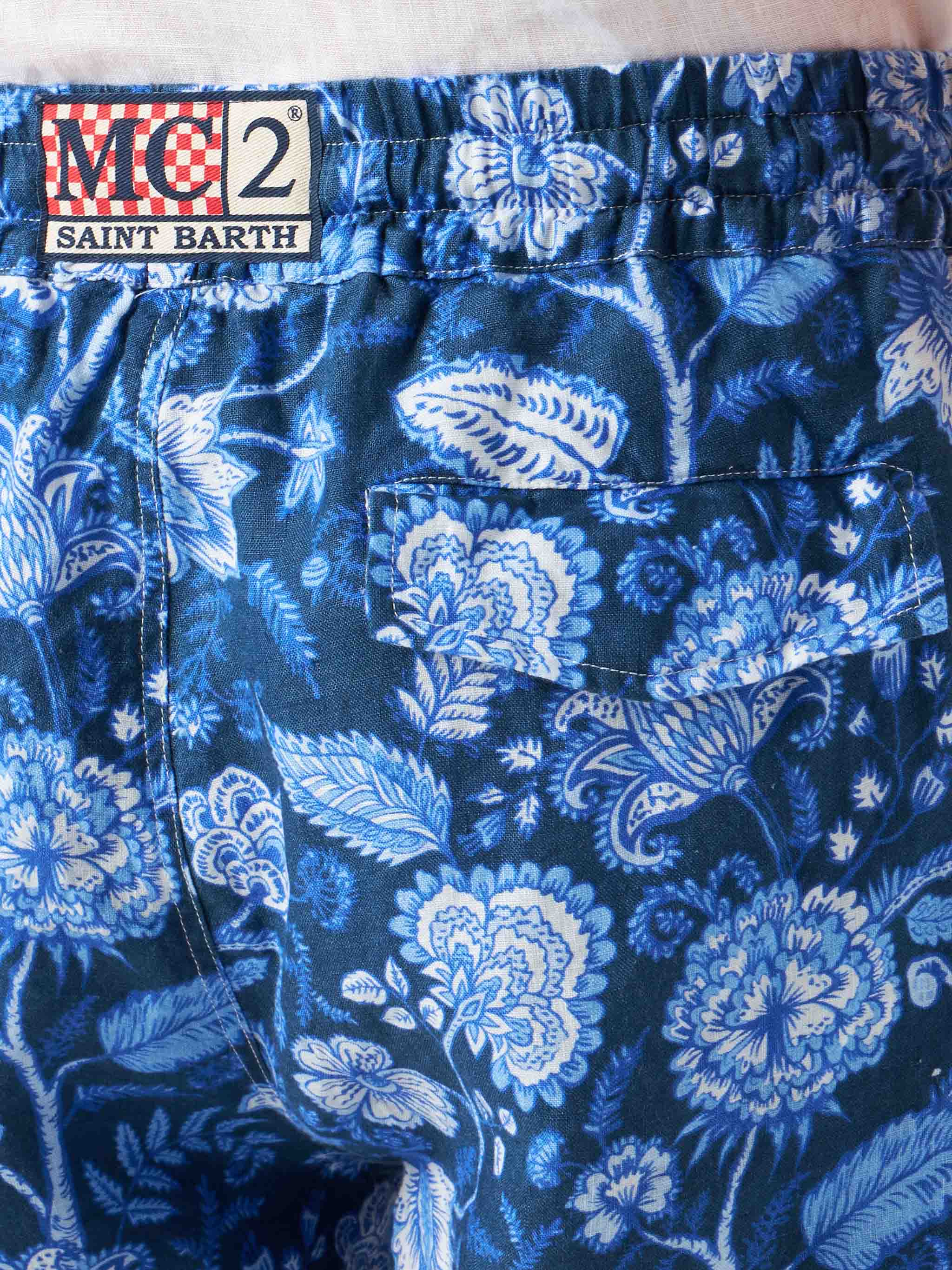 Marseille blue floral linen bermuda shorts - Image 3