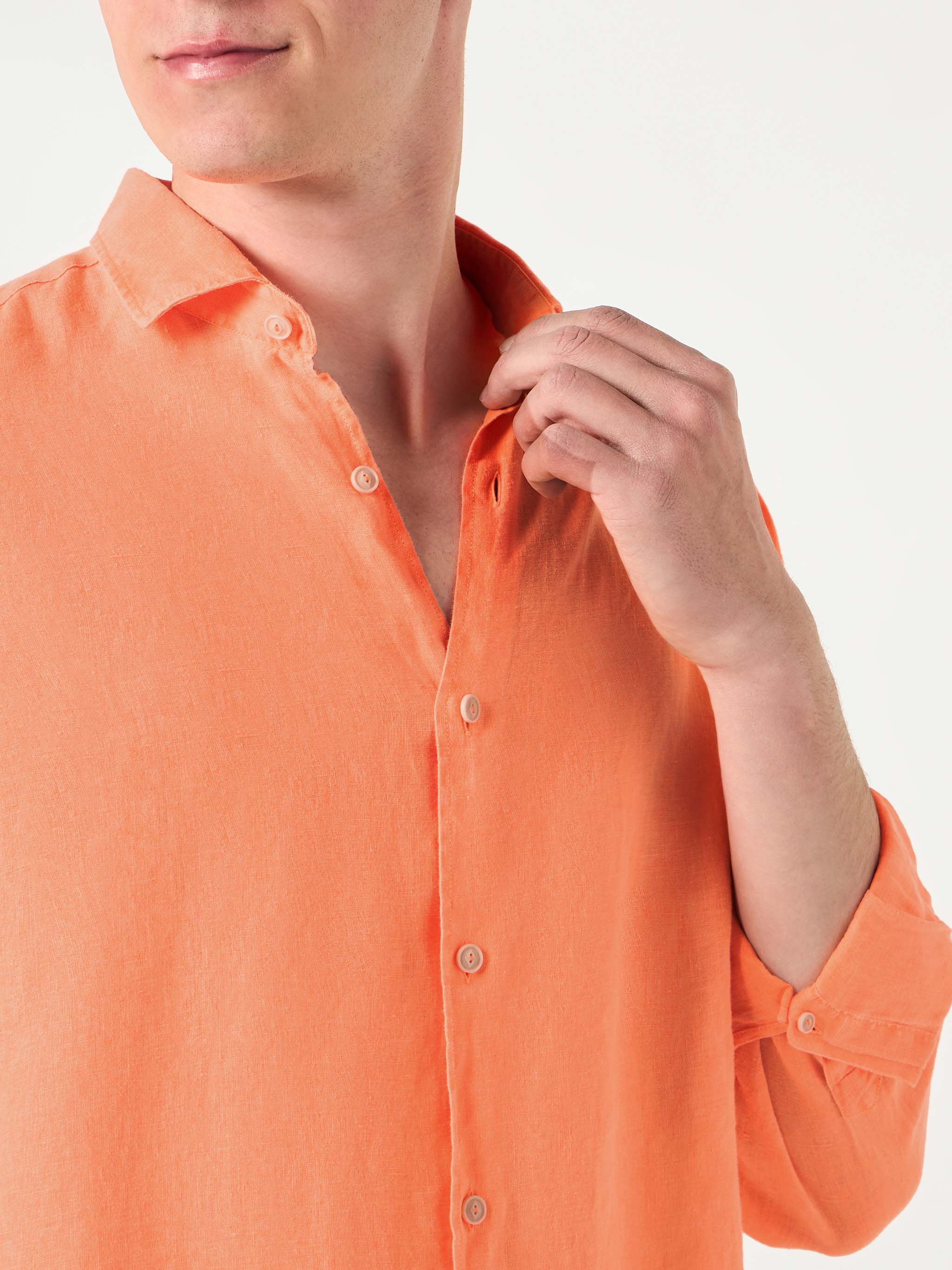 Pamplona fluo orange linen shirt - Image 2