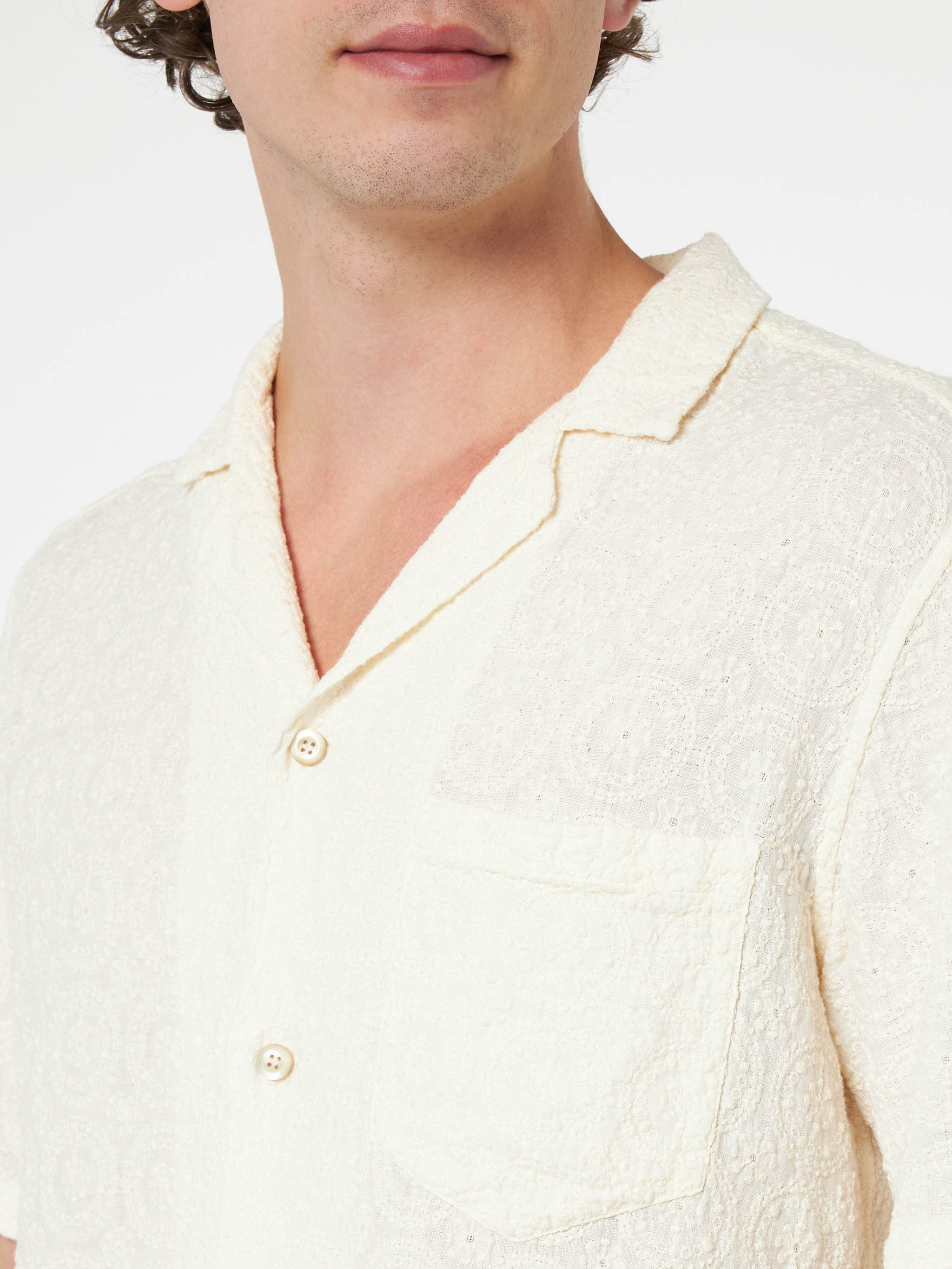 Kalea linen shirt with floral embroidery - Image 2