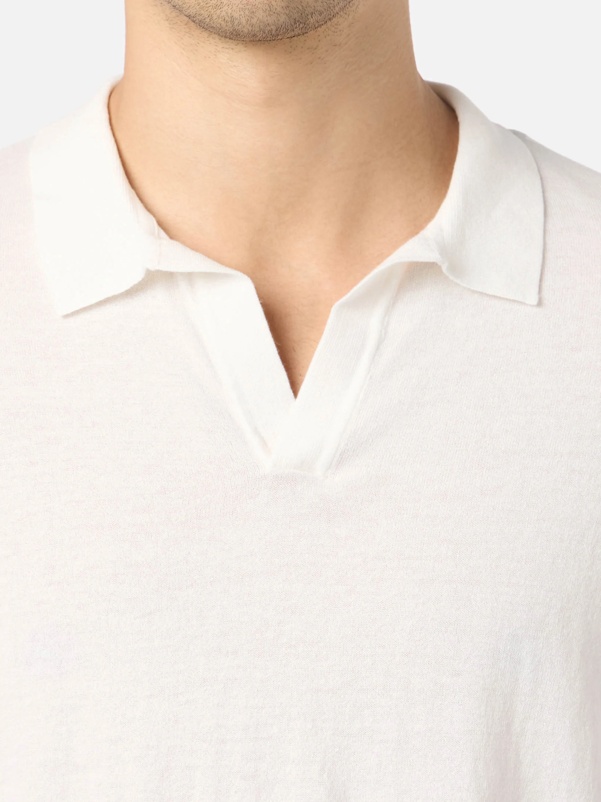 Off-cream buttonless knitted polo shirt Sloan - Image 2