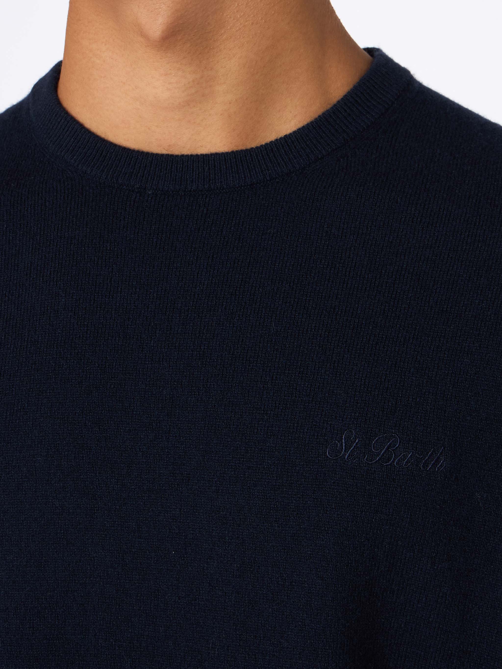 Crewneck sweater Regent in navy blue BLENDED CASHMERE - Image 2