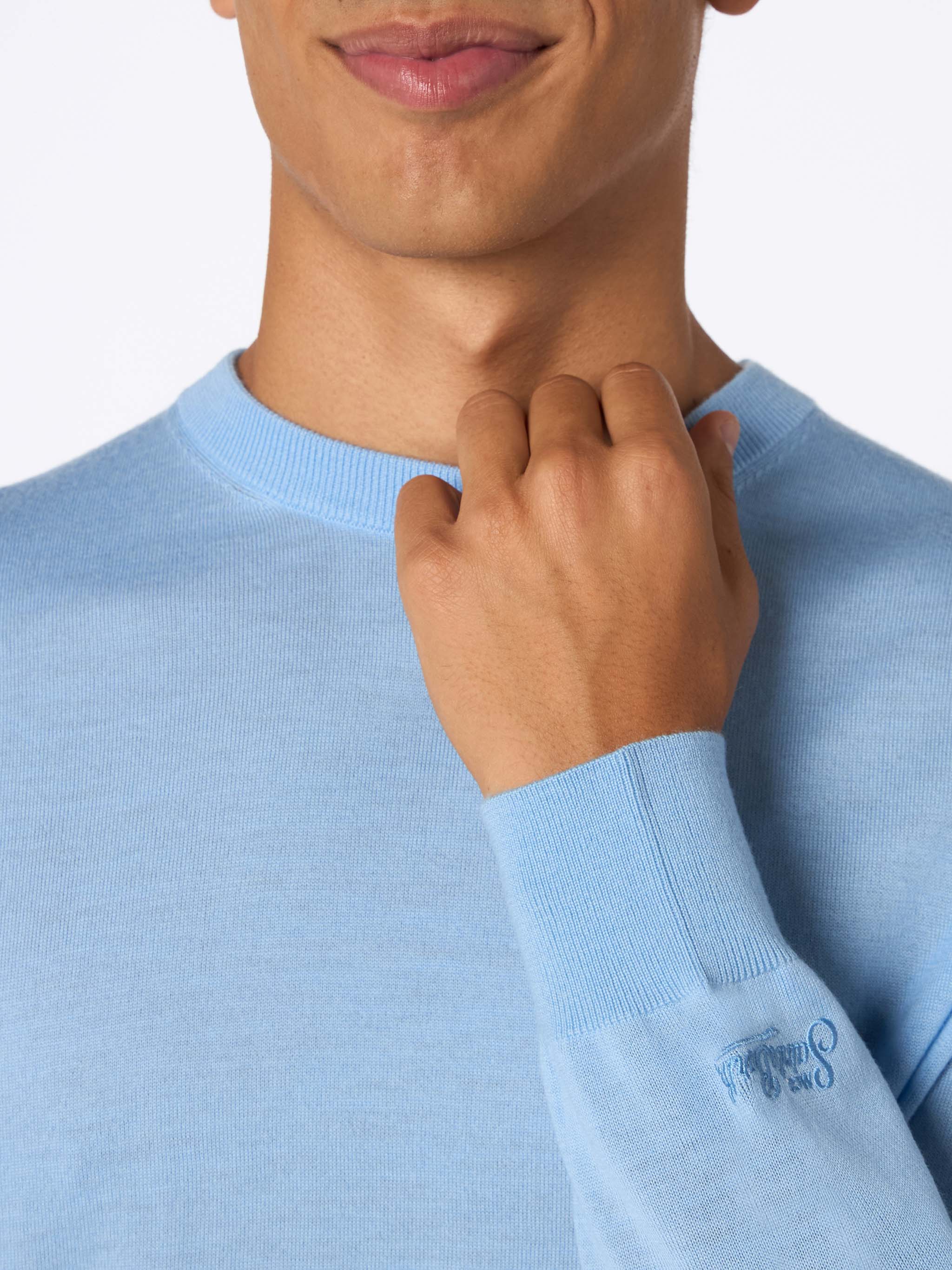 Crewneck sweater Regent in 100% light blue MERINO WOOL - Image 2
