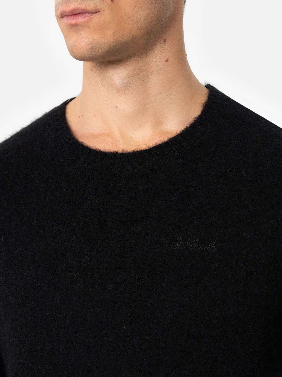 Crewneck sweater Regent in black STRETCH ALPACA - Image 2