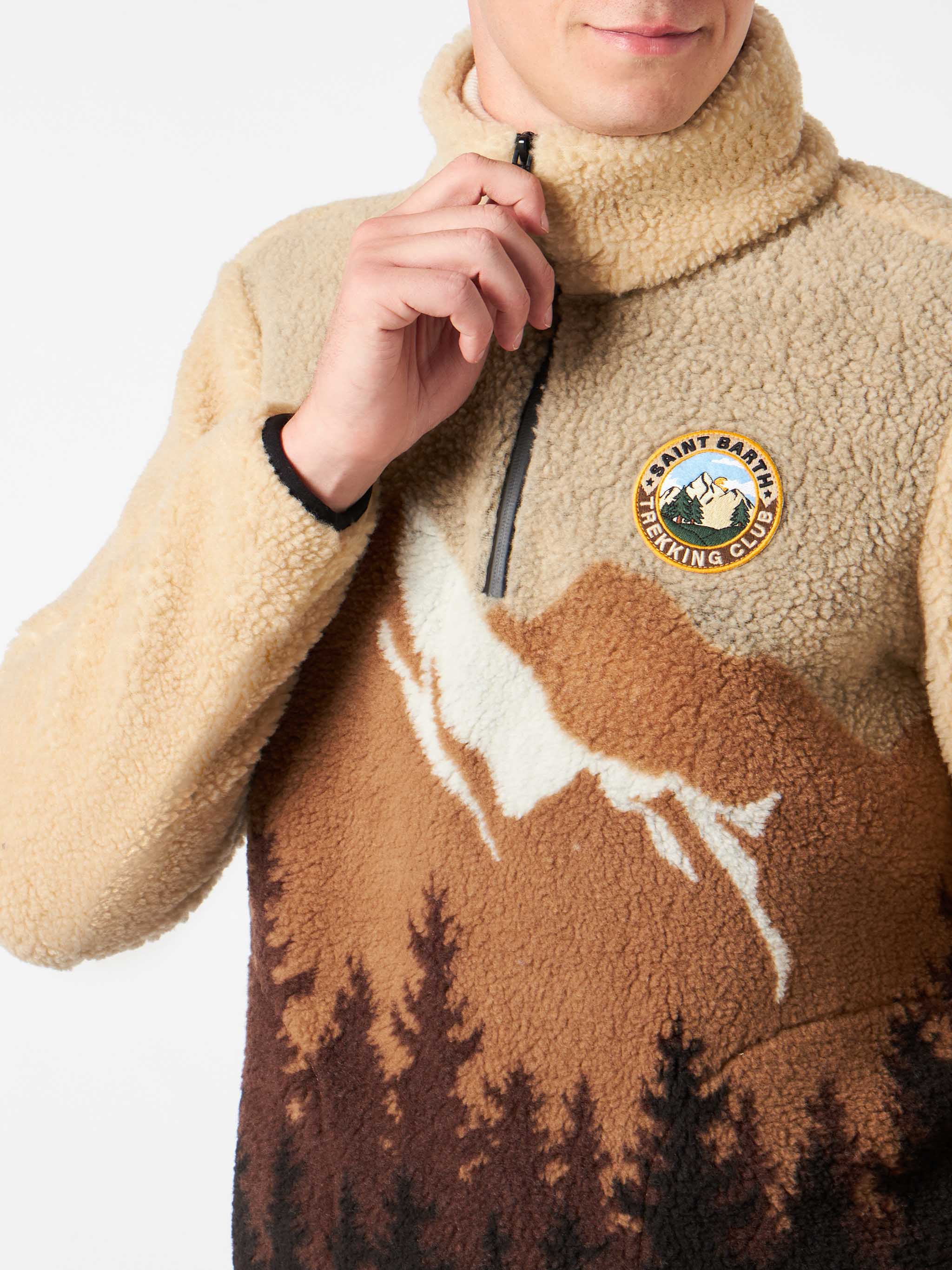 Polar sherpa jacket with gradient mountain print and patch - Image 2