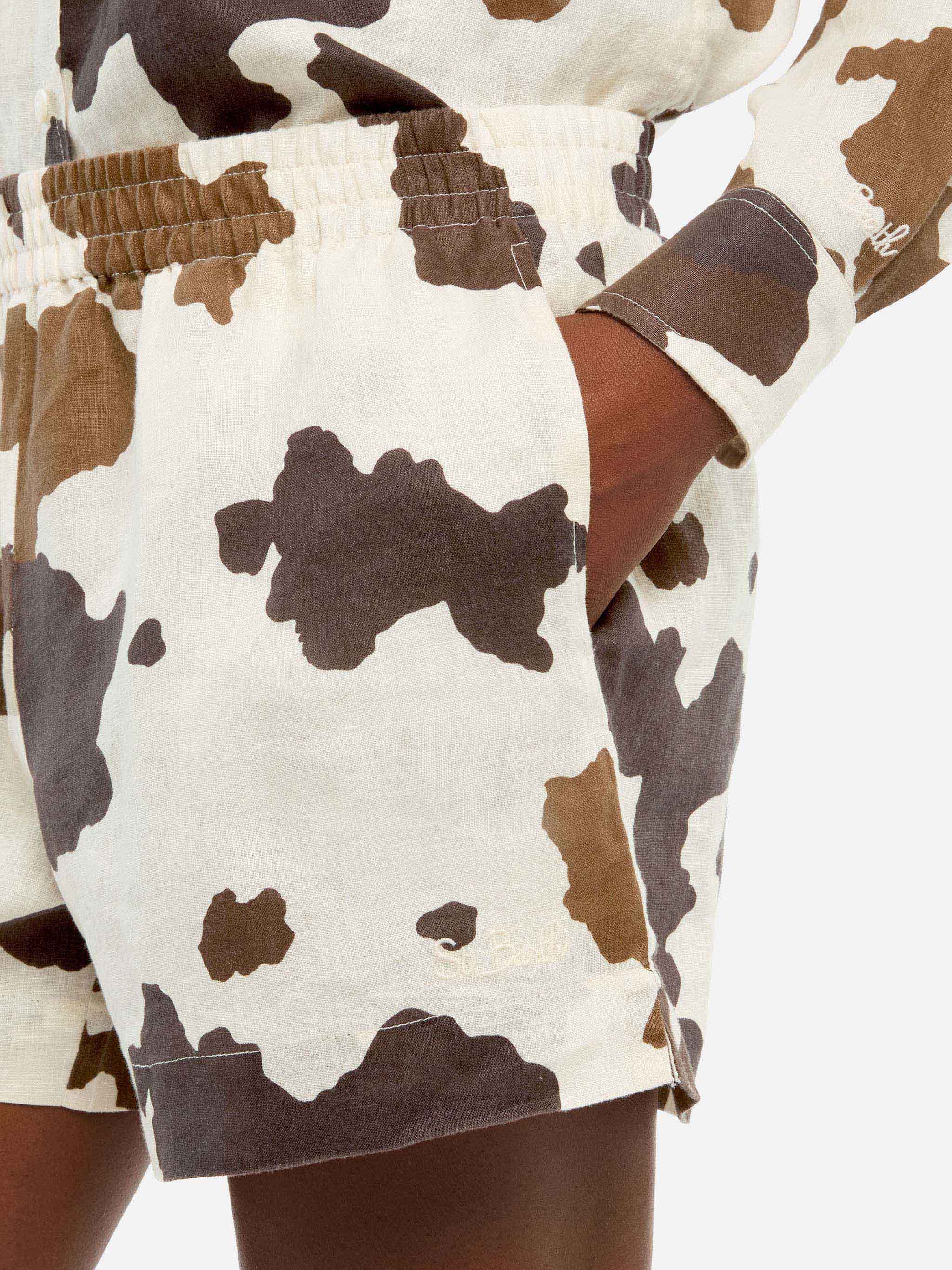 Meave linen pull up shorts with cow skin print - Image 3
