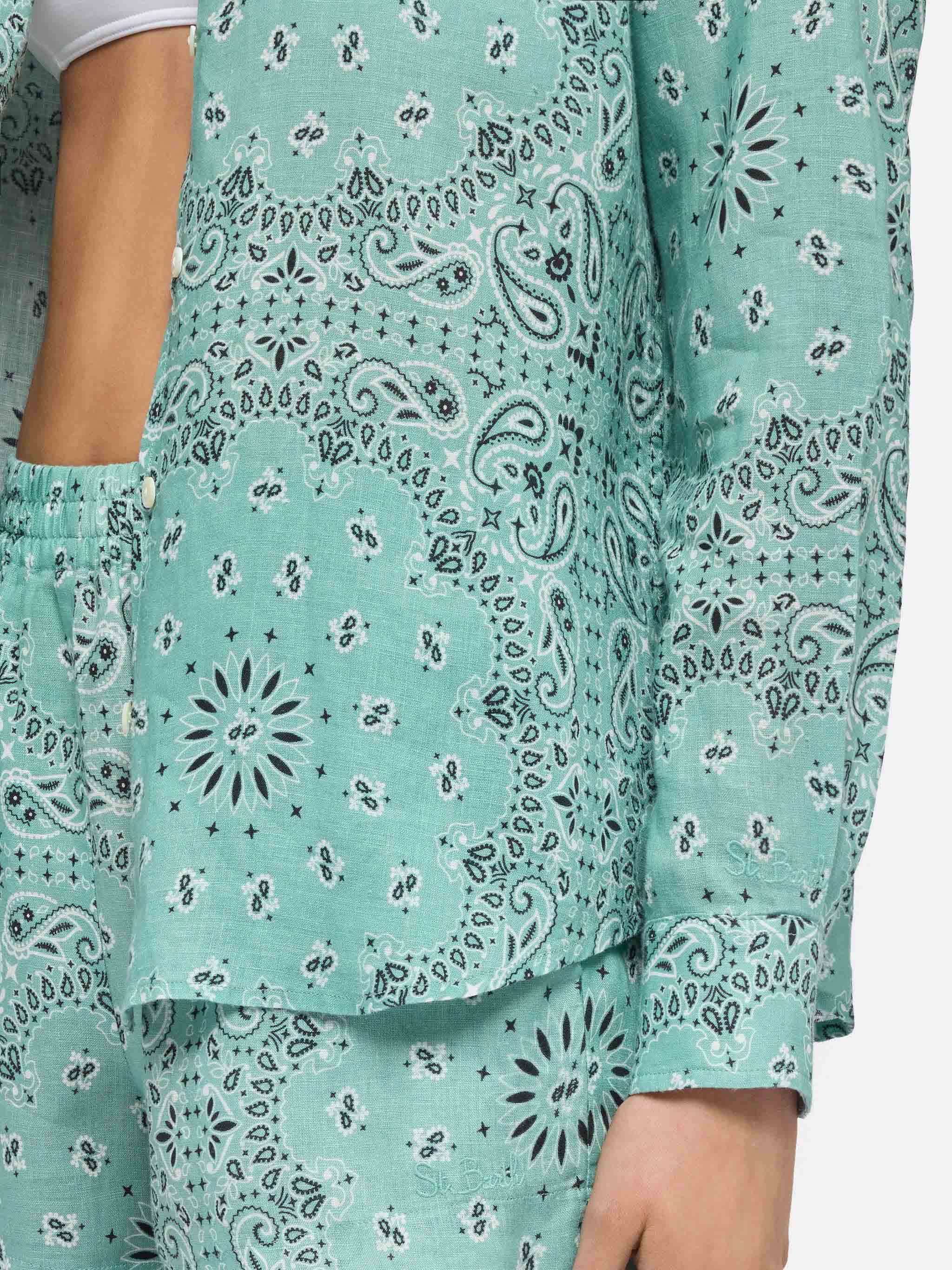 Meredith linen classic shirt with bandana print - Image 2