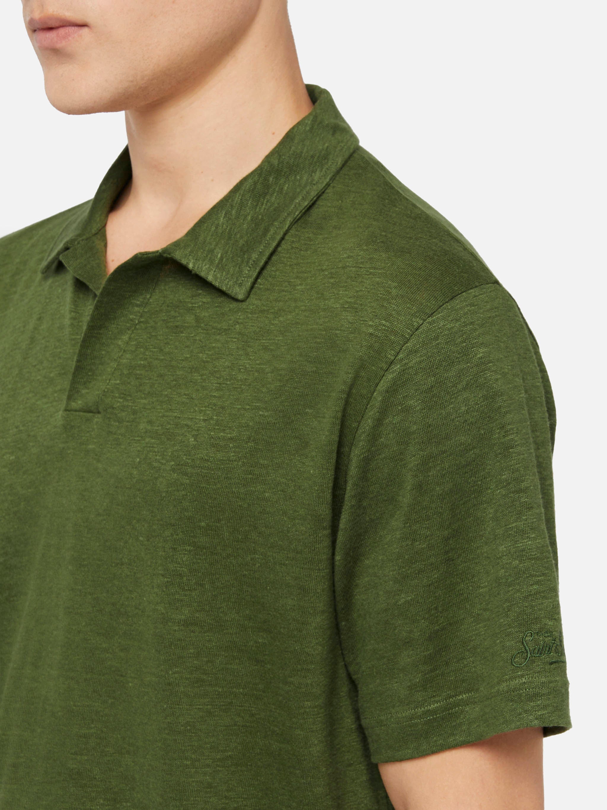 Military green linen buttonless polo shirt Fraser - Image 2