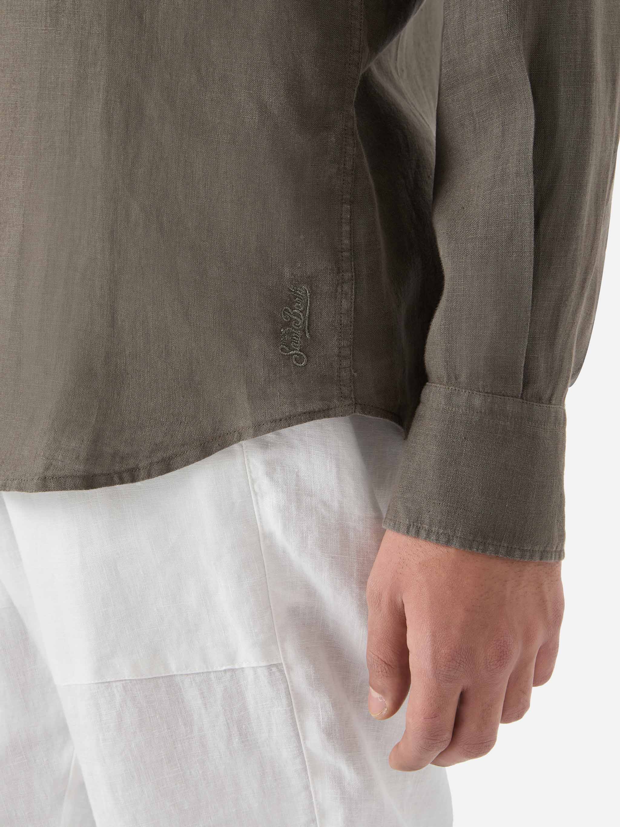 Military green Pamplona shirt in pure linen - Image 4