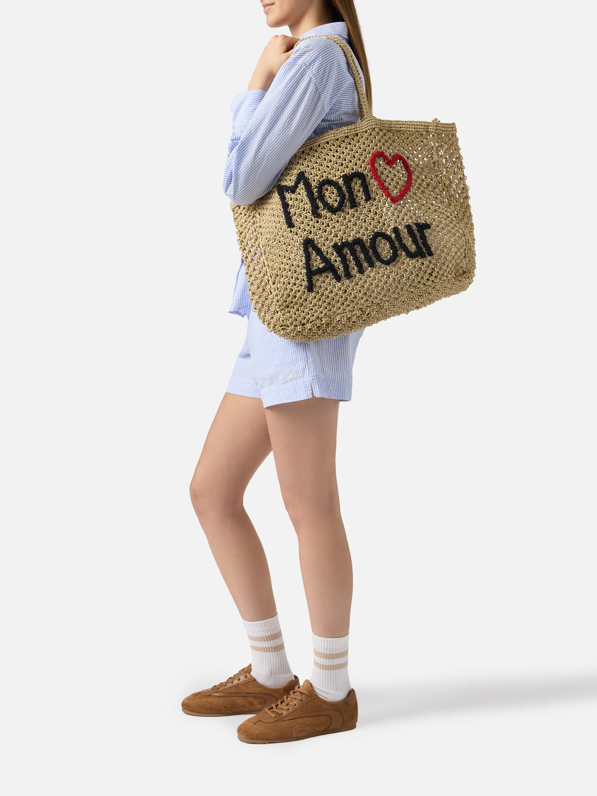 Mon Amour jute bag with handcrafted embroidery - Image 2