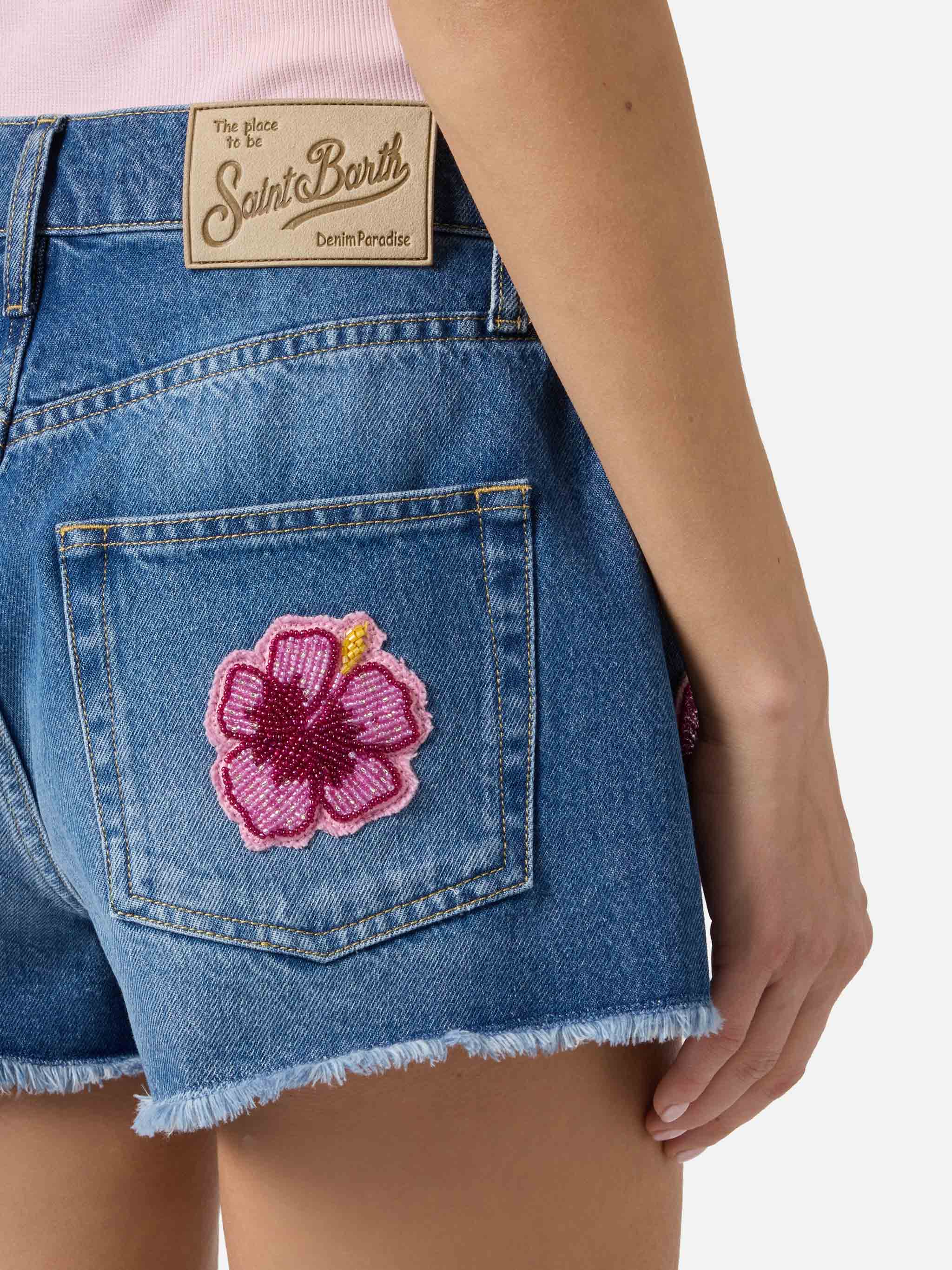 Musa denim shorts with embroidered floral patches - Image 2