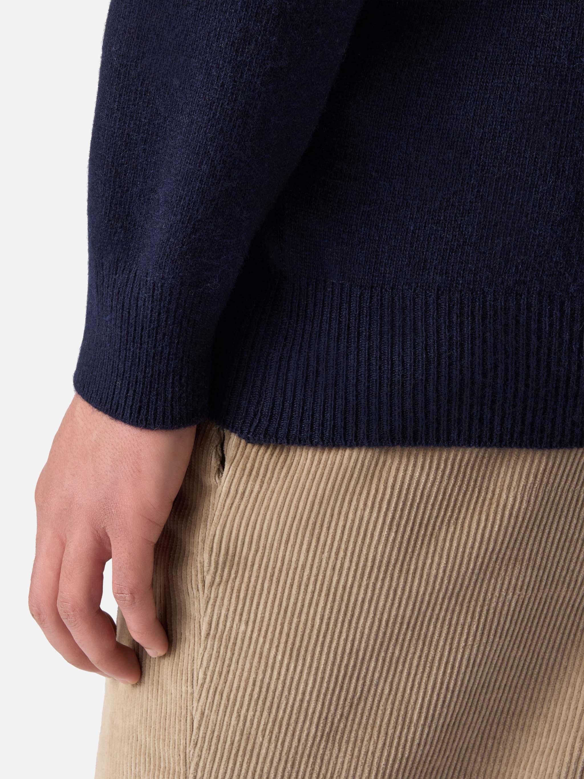 Navy blue crewneck Heron with Apres ski embroidery - Image 4