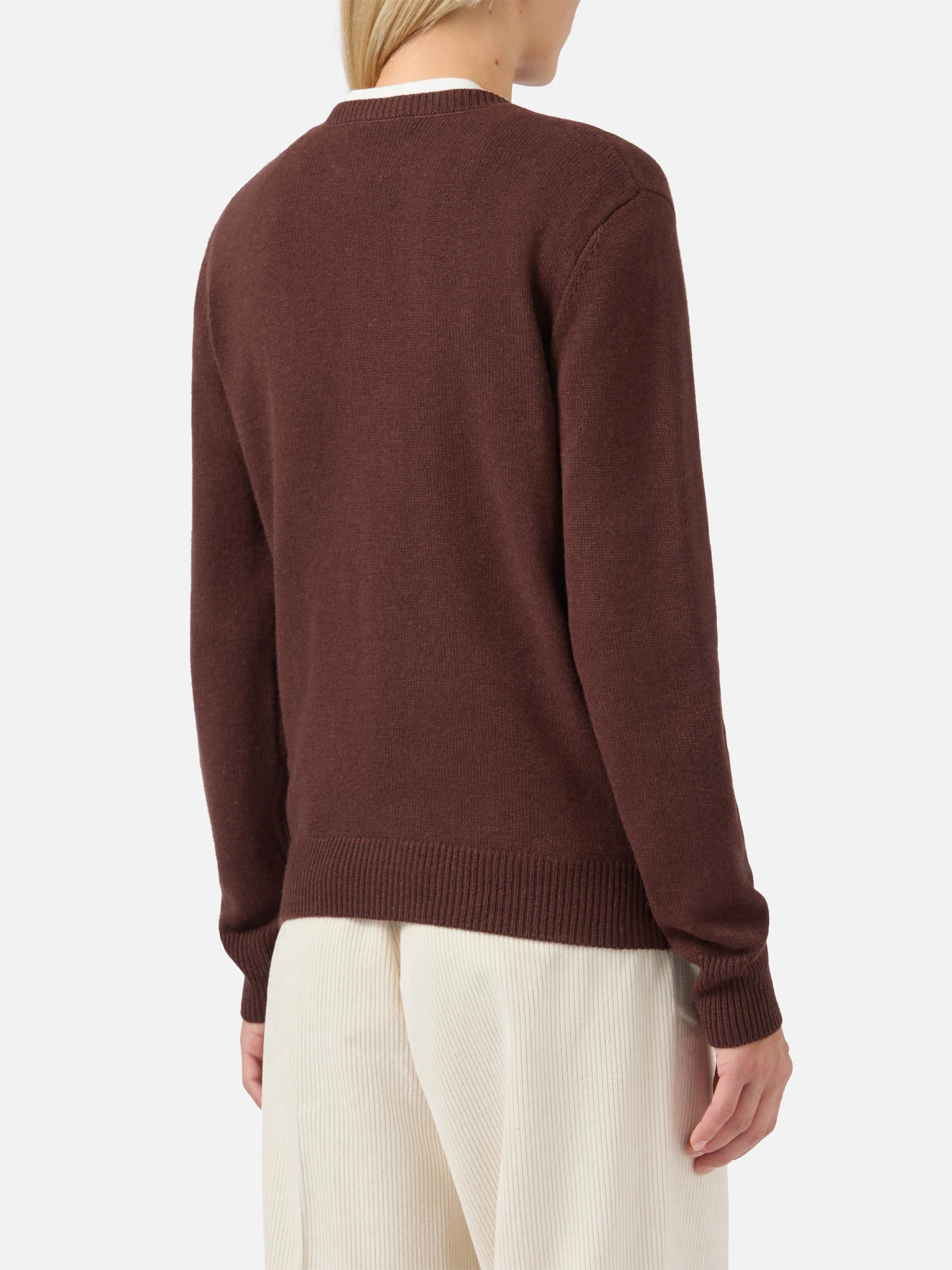 New Queen cashmere-blend sweater in brown with Snoopy jacquard and embroidery | PEANUTS SPECIAL EDITION - Image 3