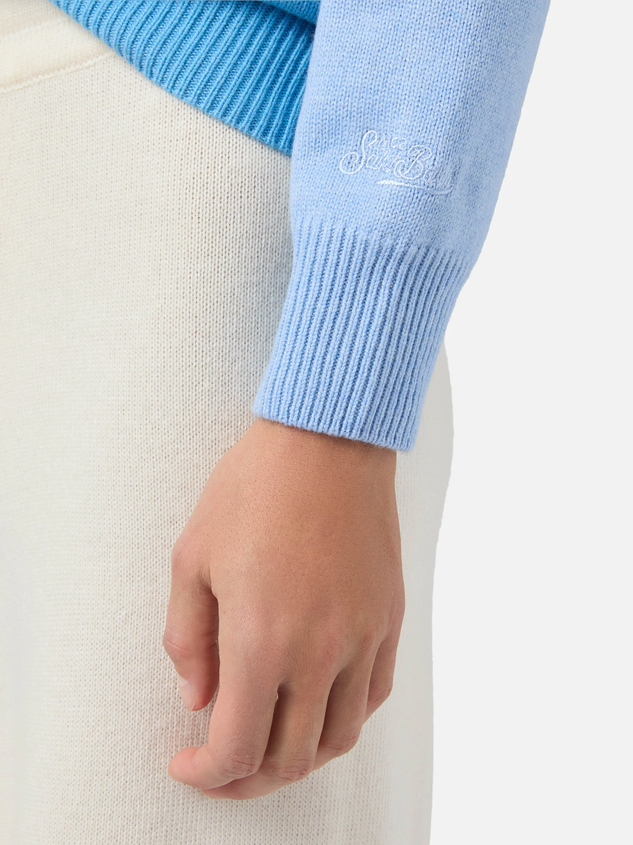 New Queen cashmere-blend sweater in light blue with Campiglio postcard jacquard - Image 4