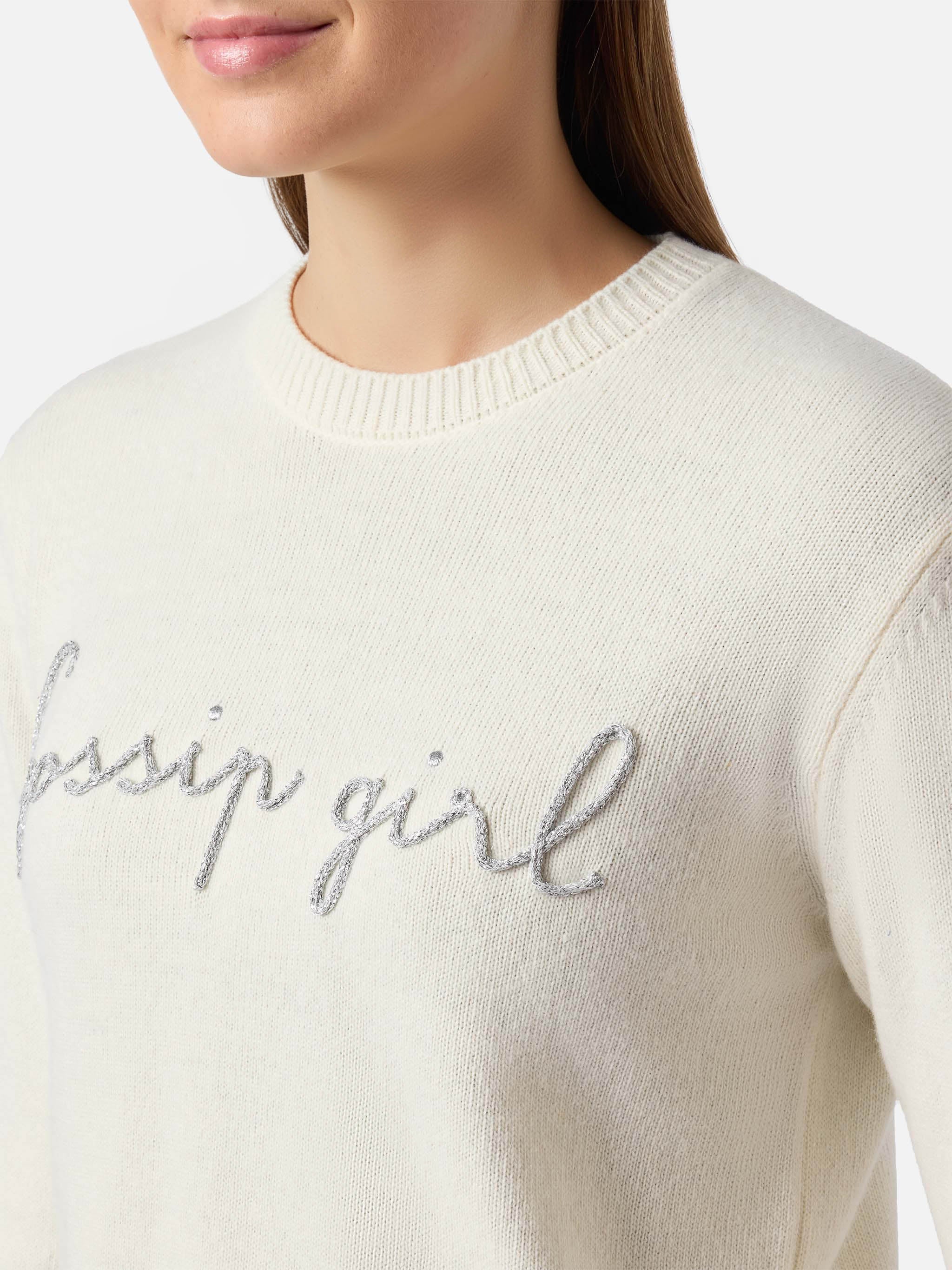 New Queen cashmere-blend sweater in white with Gossip Girl lurex embroidery - Image 2