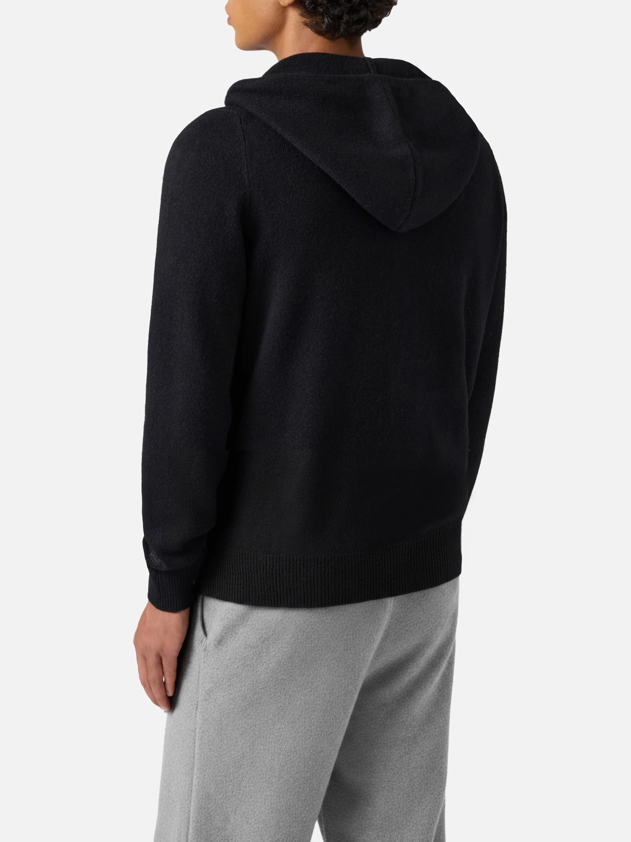 Notting hoodie in 100% lambswool black - Image 5