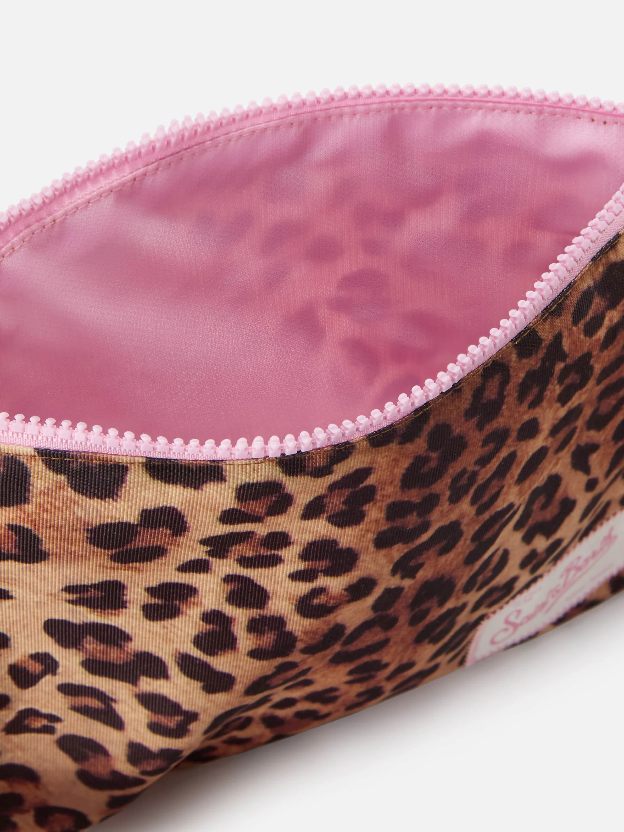 Pareasy pouch with leopard print - Image 5