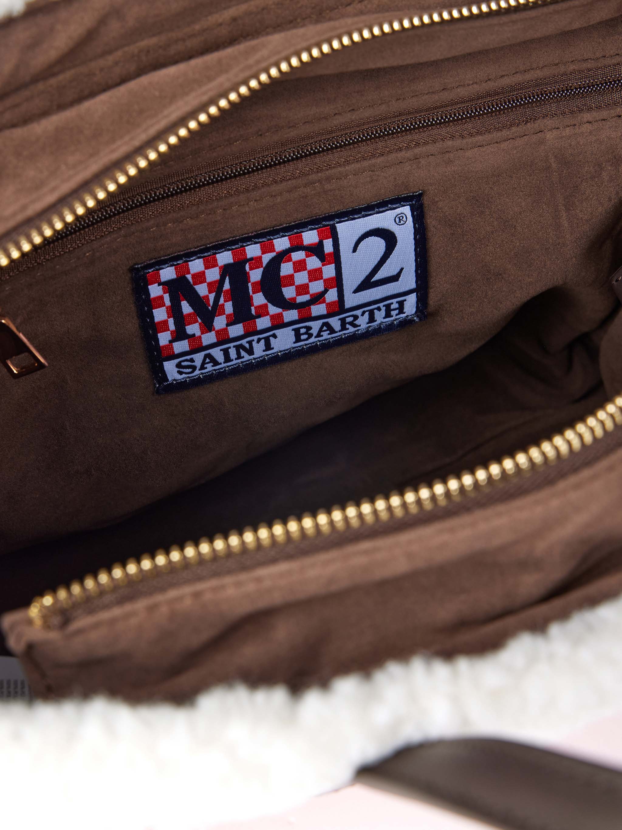 Pink Vivian handbag with sherpa details - Image 6