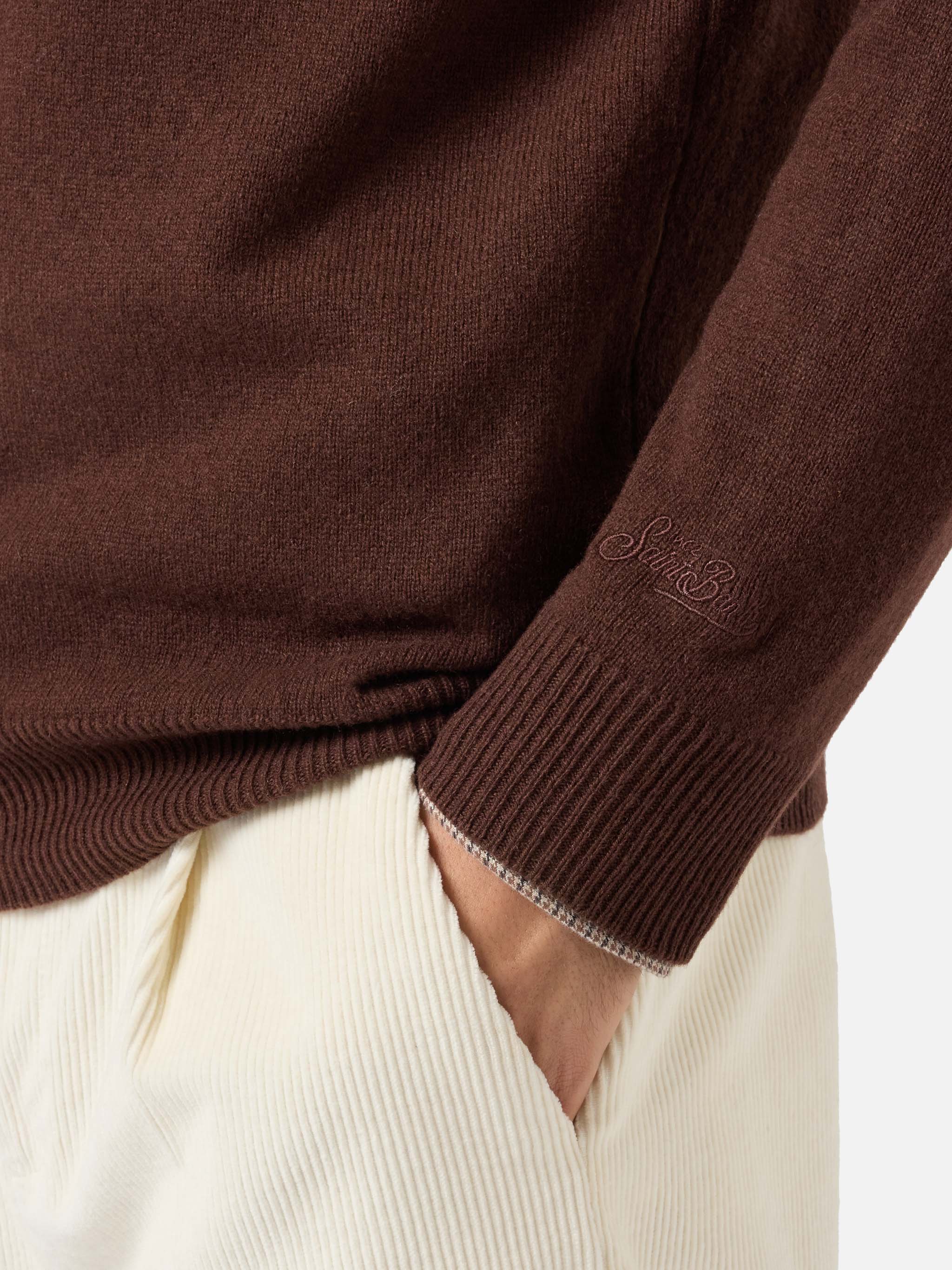 Regent 100% LAMBSWOOL sweater in brown - Image 2