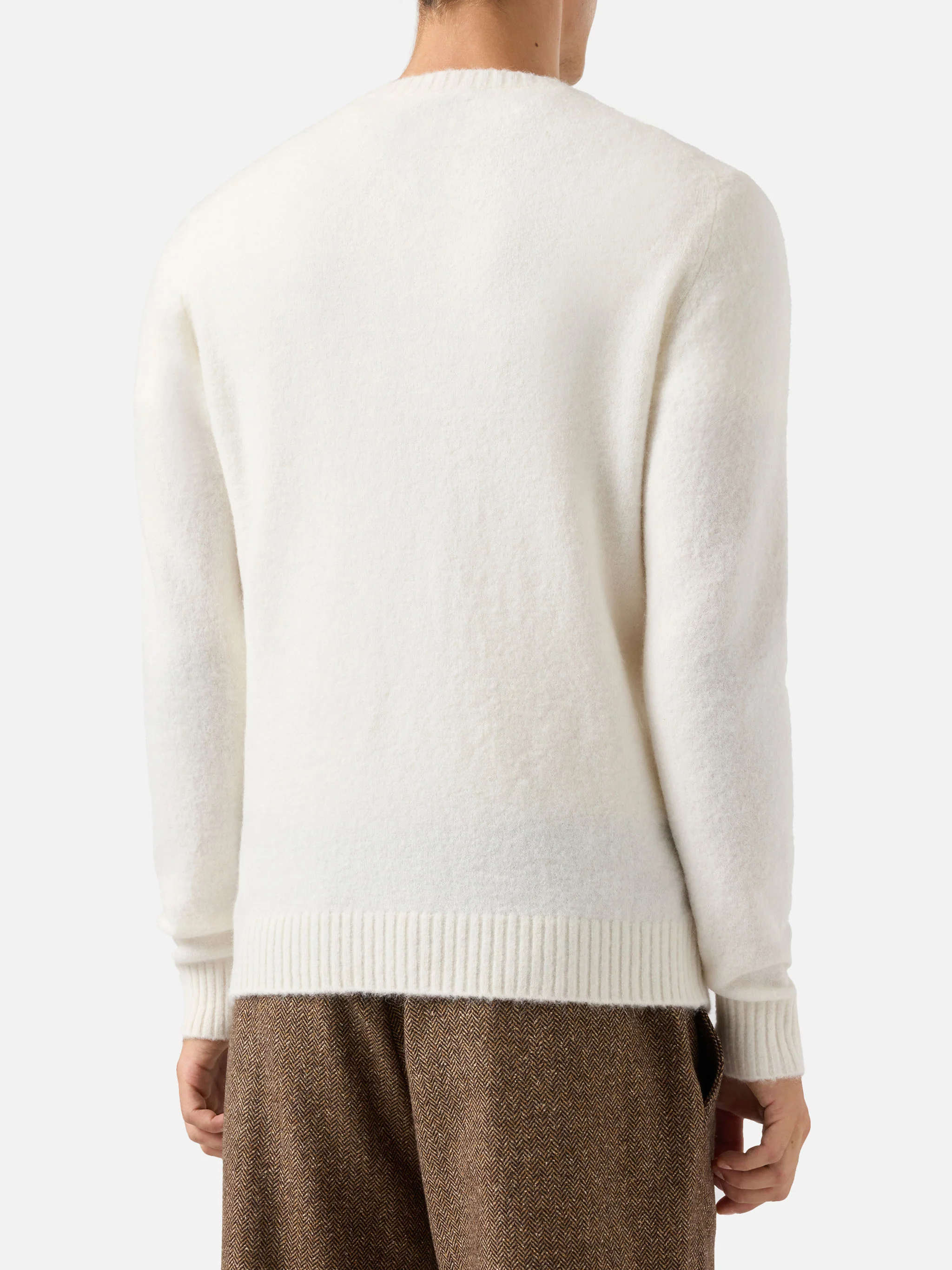 Crewneck sweater Regent in white STRETCH ALPACA - Image 3
