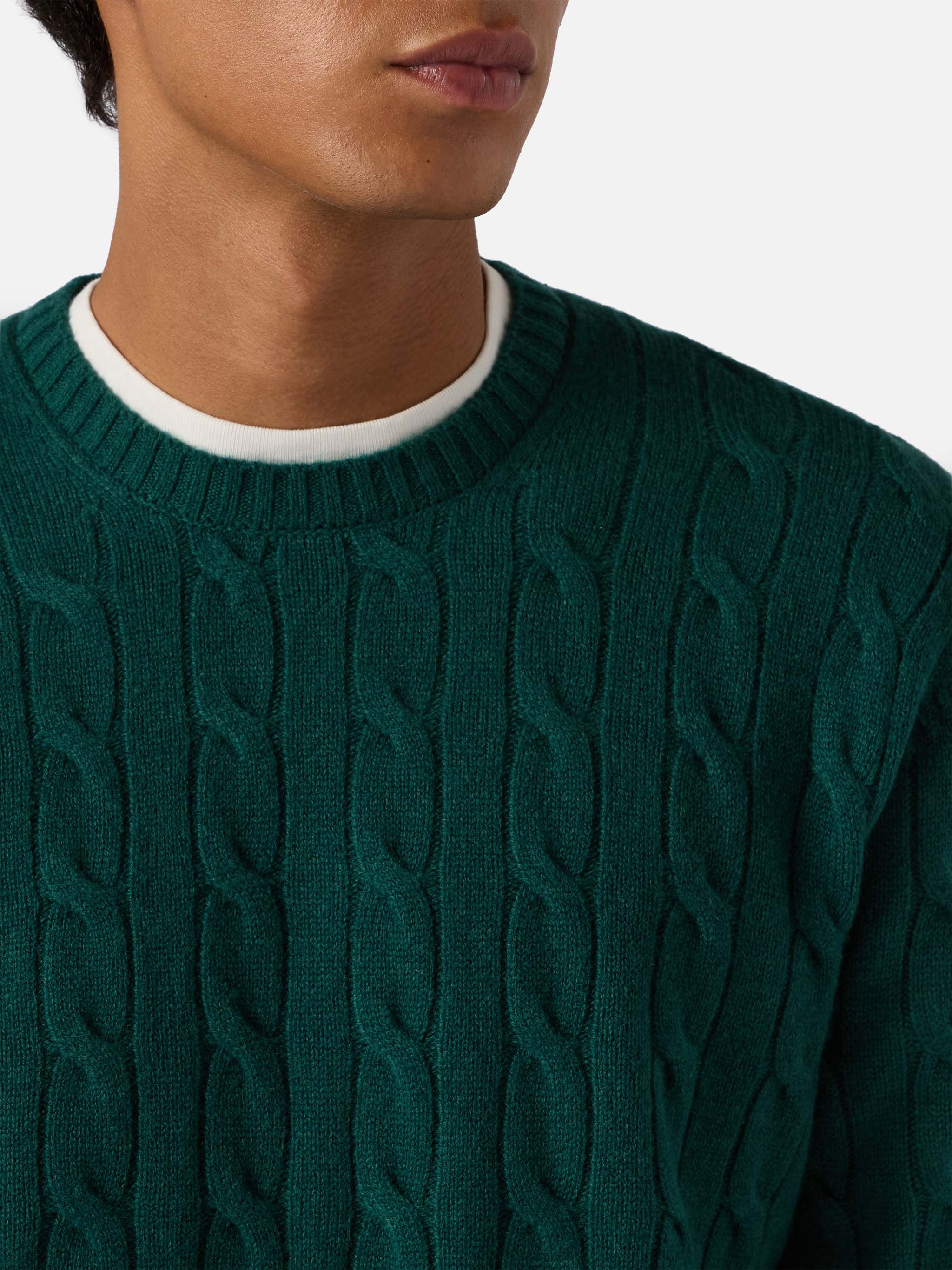 Crewneck cable-knit sweater Regent in British green 100% WOOL - Image 2