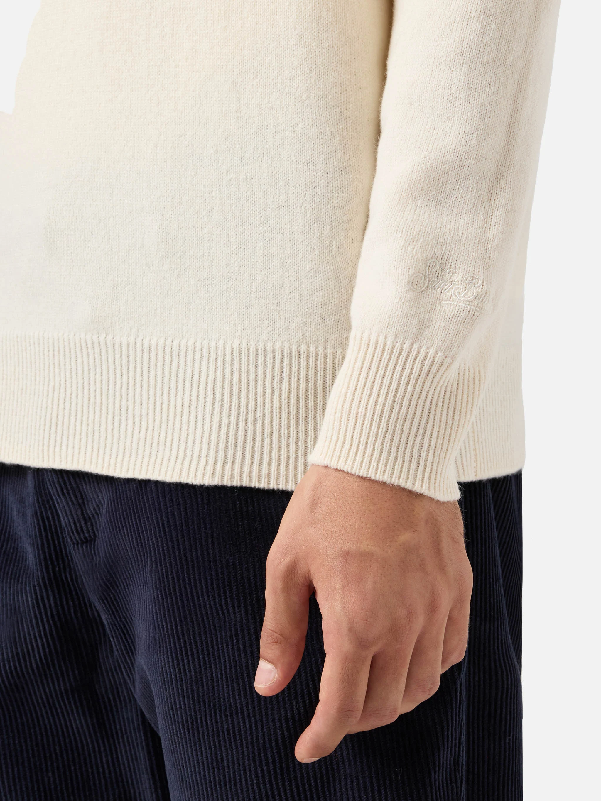 Regent 100% LAMBSWOOL sweater in white - Image 4