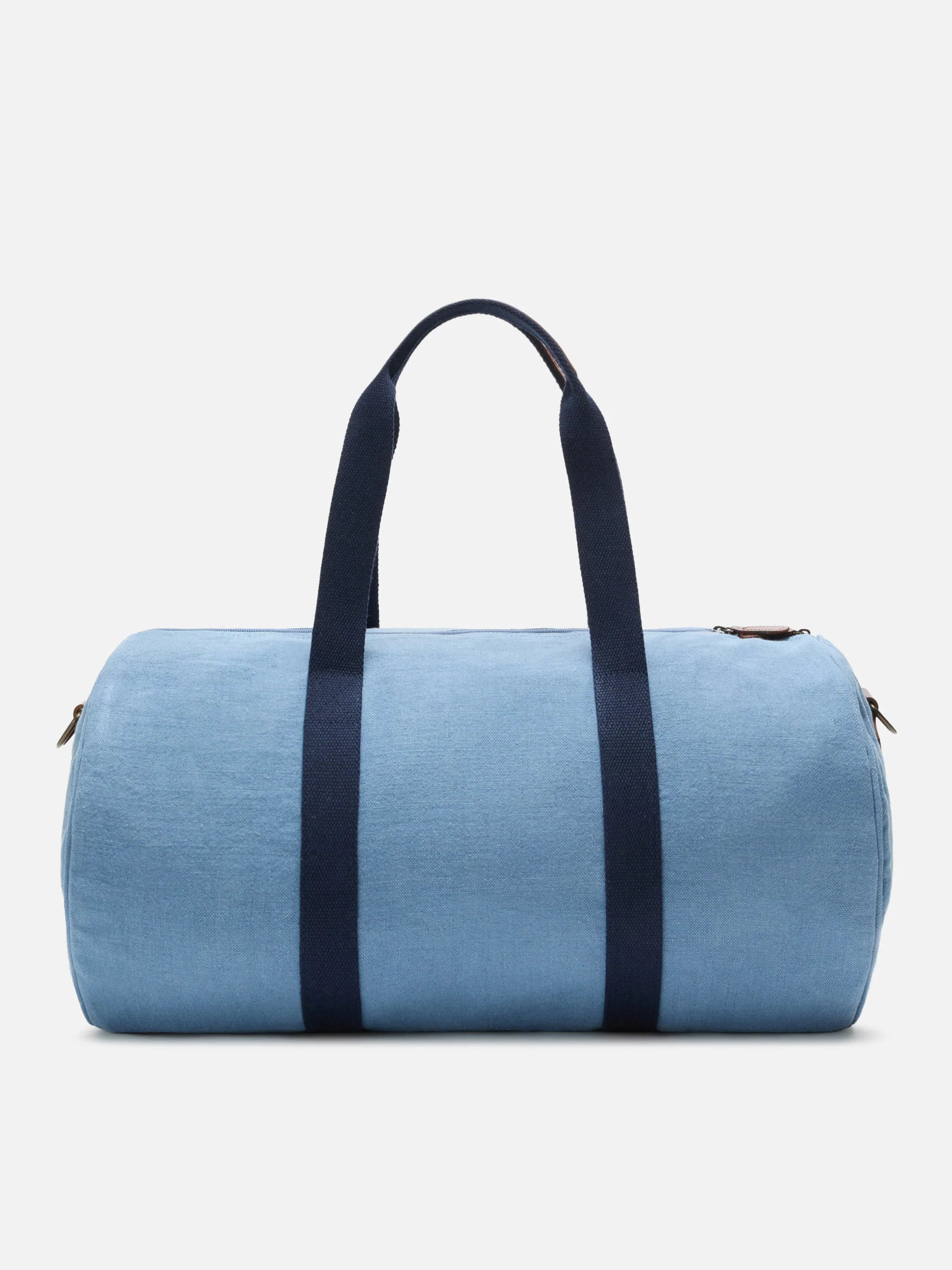 Round Jetleg blue linen weekender with contrasting embroidered logo - Image 4