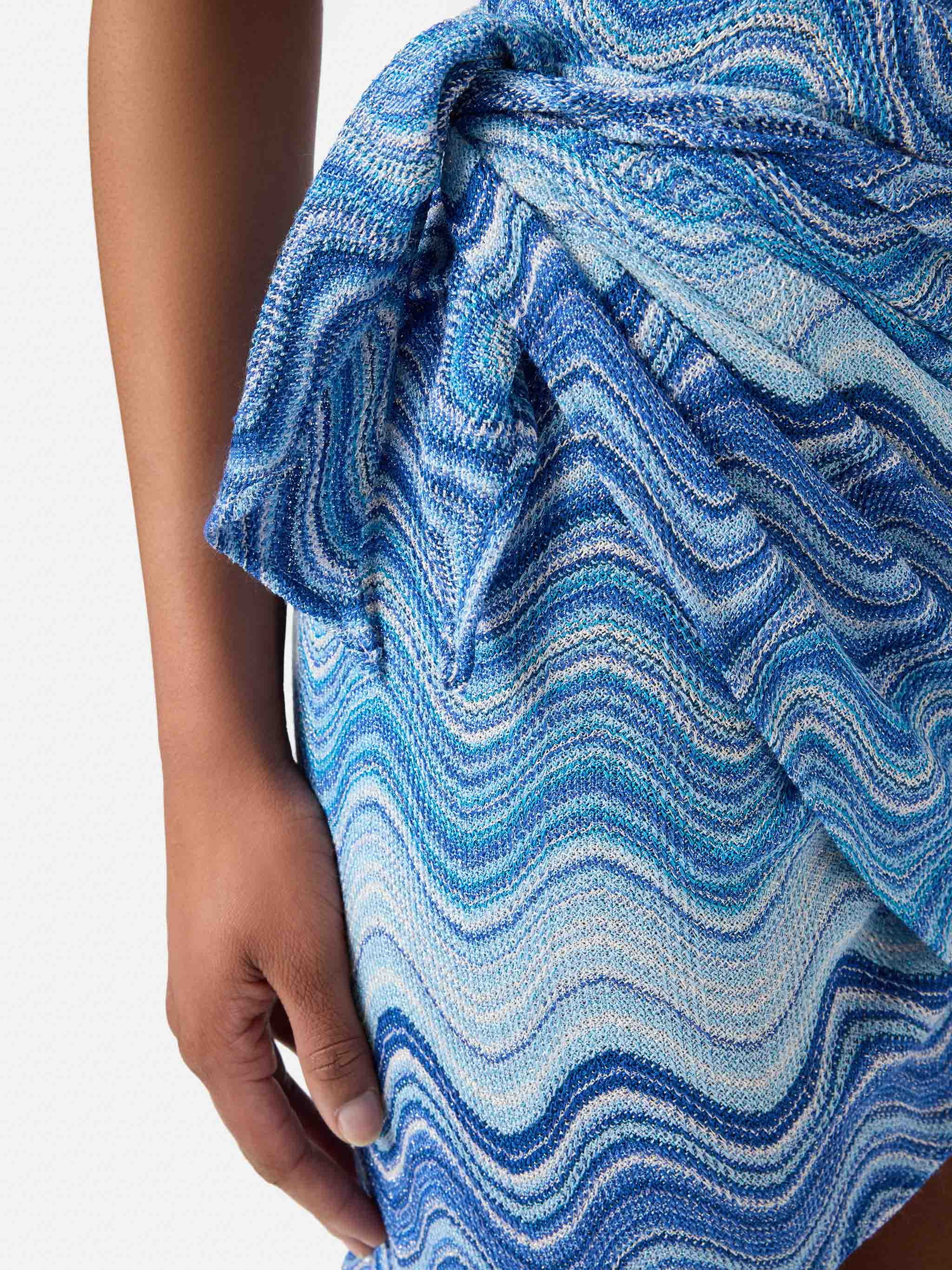 Sery short pareo in light blue degradé raschel fabric - Image 4