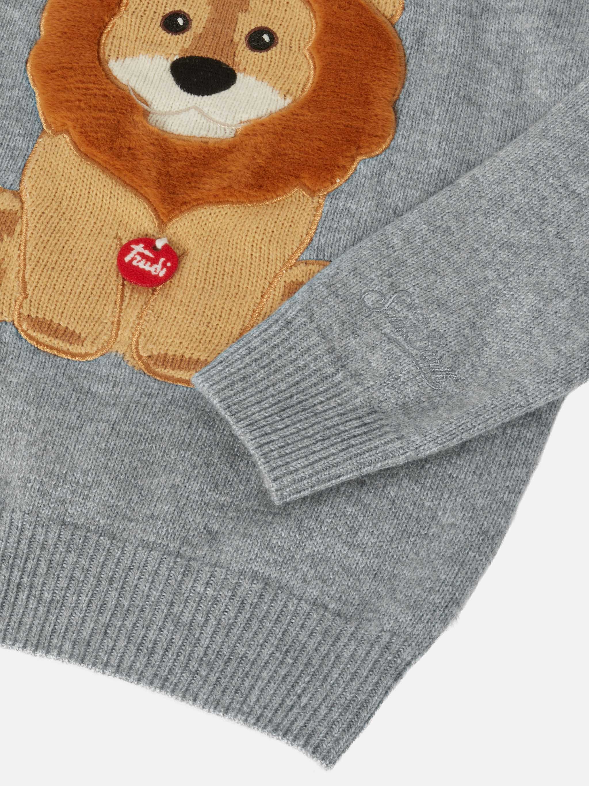 Crewneck Douglas in cashmere blend with Leone Trudi patch | TRUDI SPECIAL EDITION - Image 4