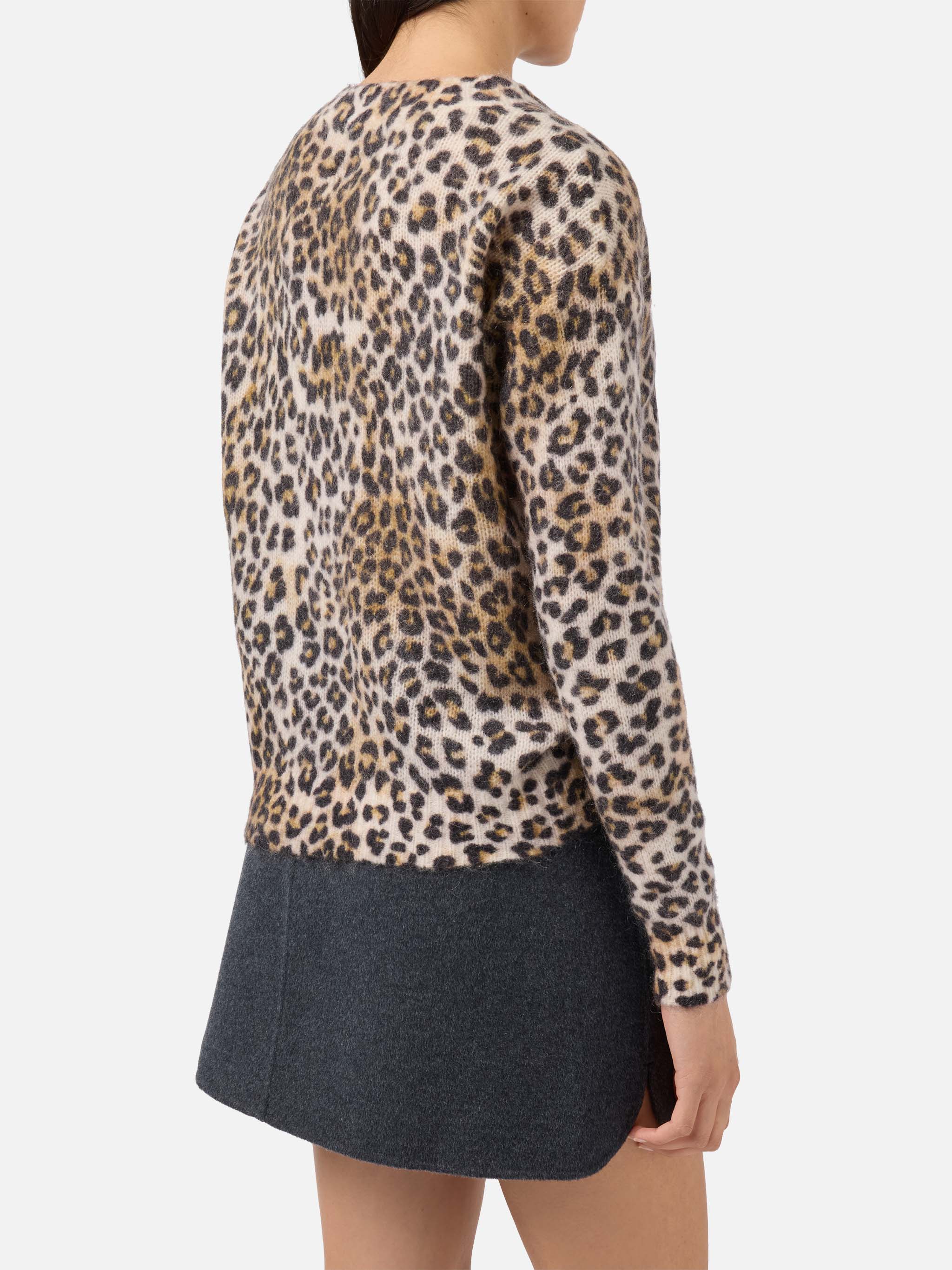 V-neck sweater in camel mohair blend with leopard print - Image 3