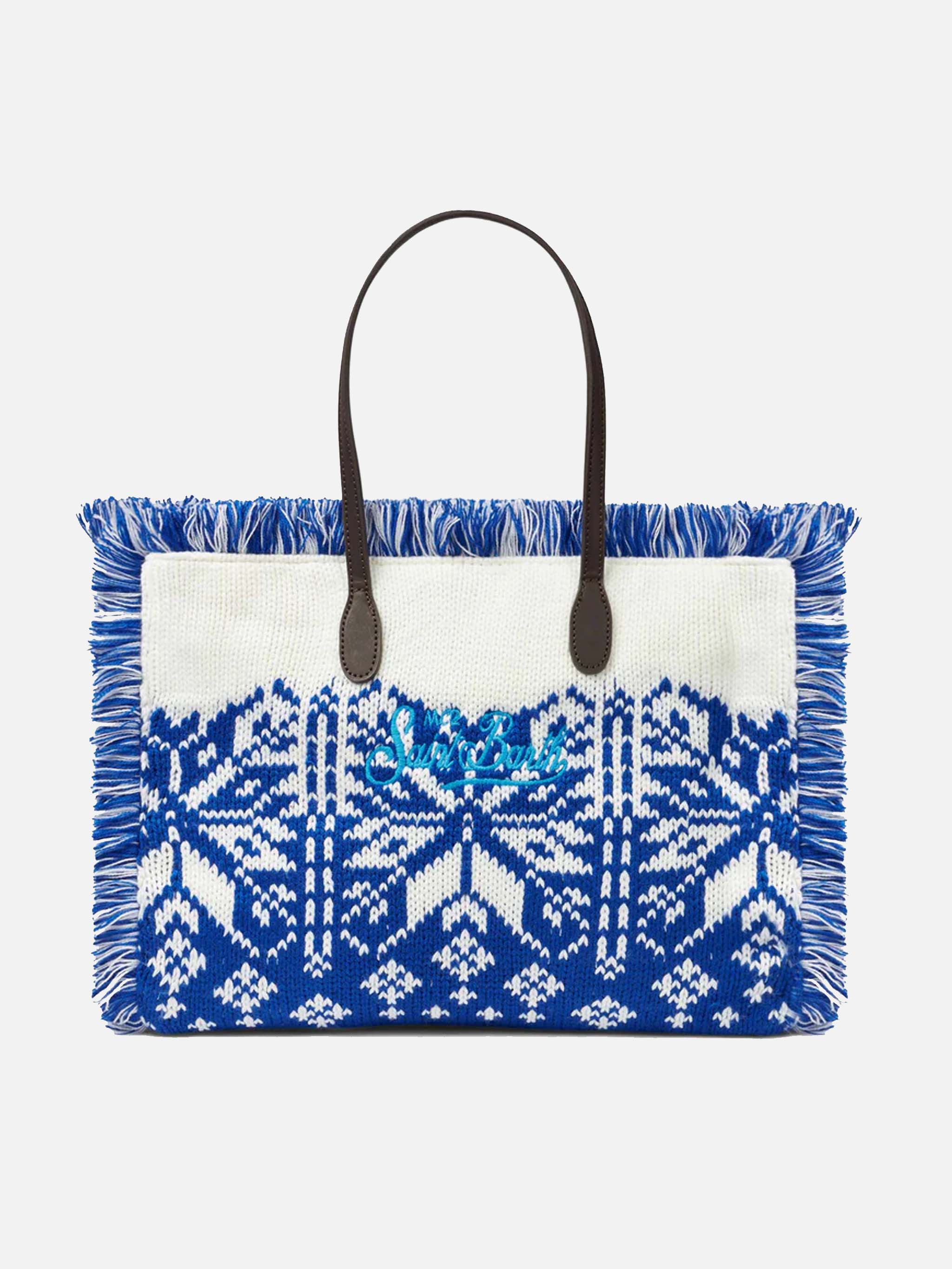 Vanity wooly shoulder bag with nordic pattern - Image 5