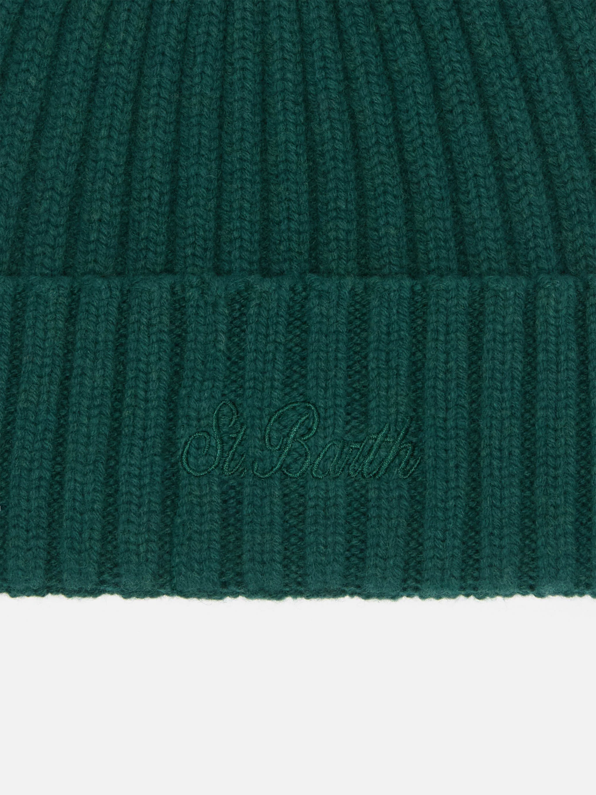 100% WOOL Wengen beanie in British green - Image 2