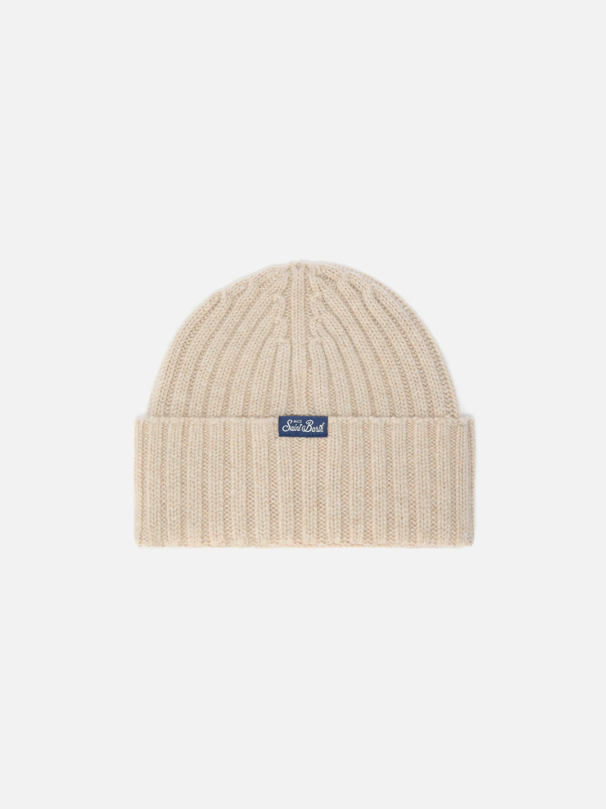 Wengen beanie in cashmere blend in beige with Monella embroidery - Image 3