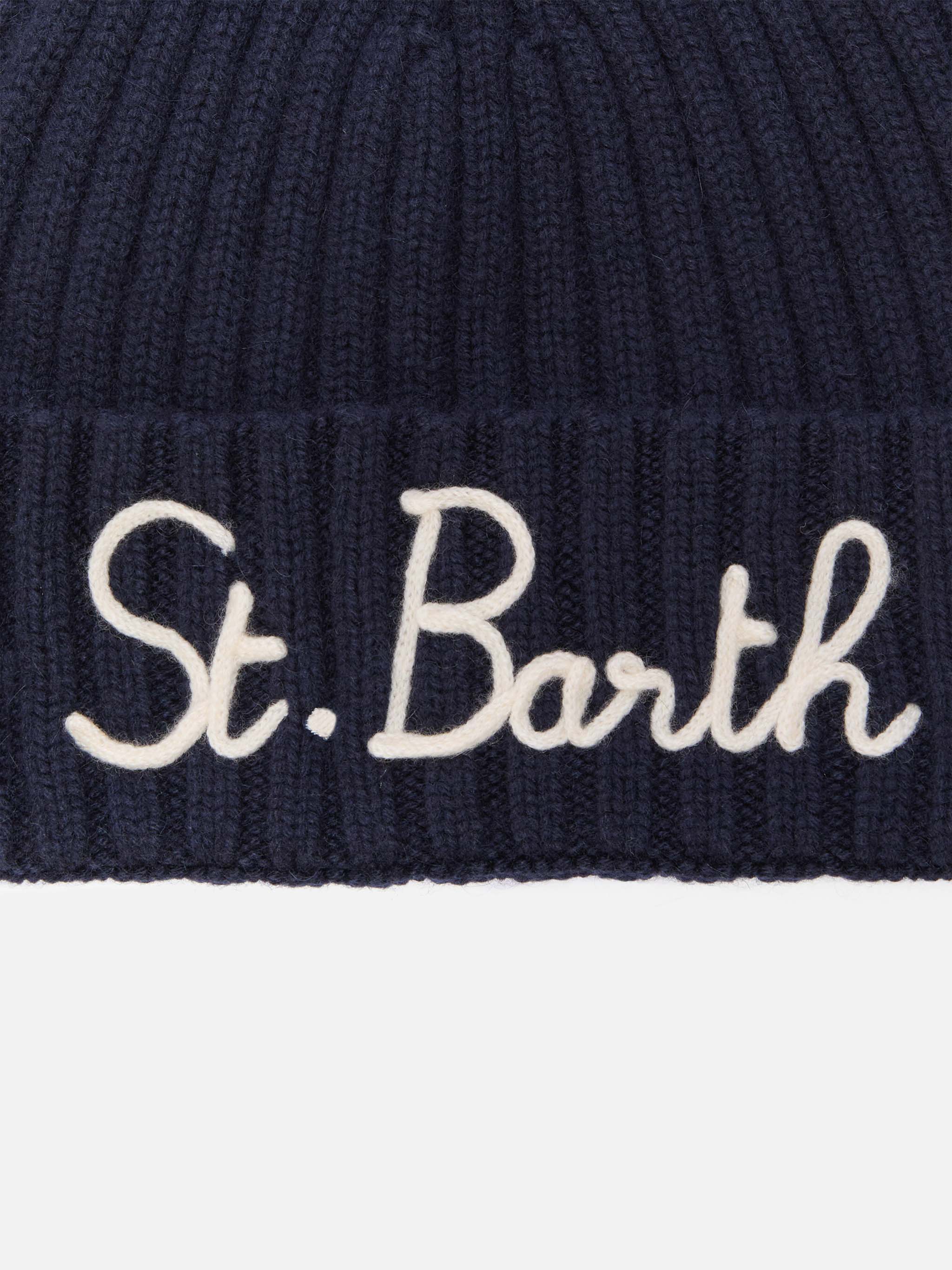 Wengen beanie in cashmere blend in blue with St. Barth embroidery - Image 2