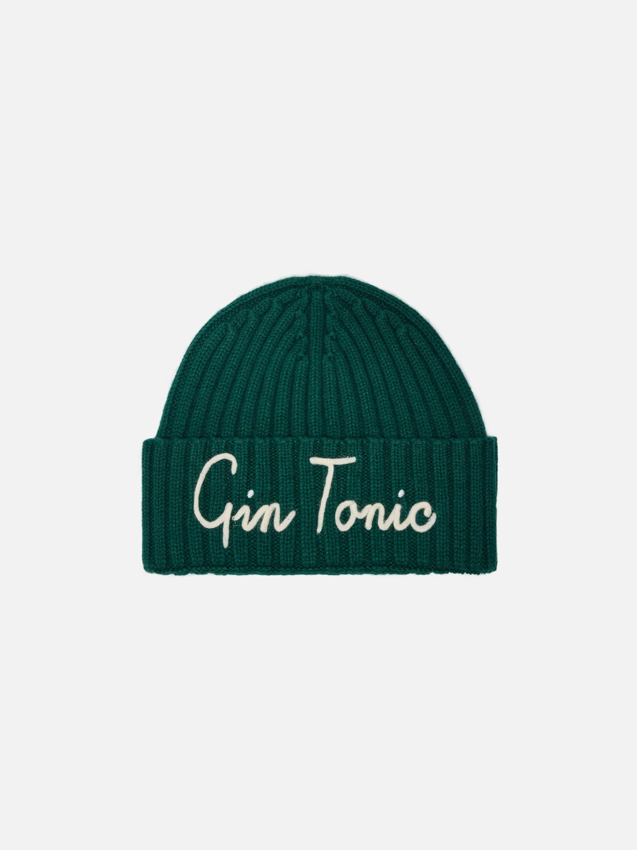 Wengen beanie in CASHMERE BLEND in British green with Gin Tonic cocktail embroidery