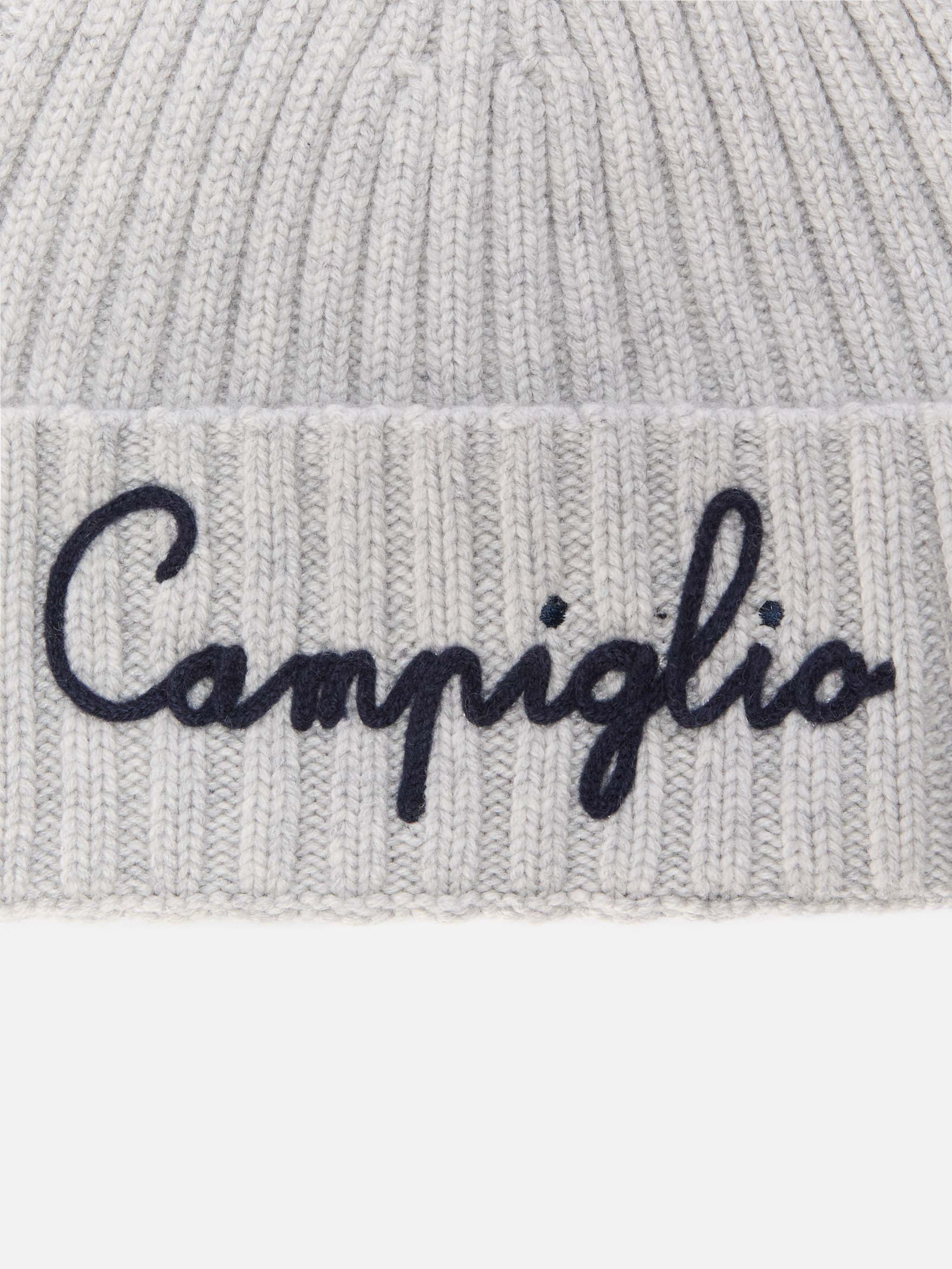 Wengen beanie in cashmere blend in grey with Campiglio embroidery - Image 2
