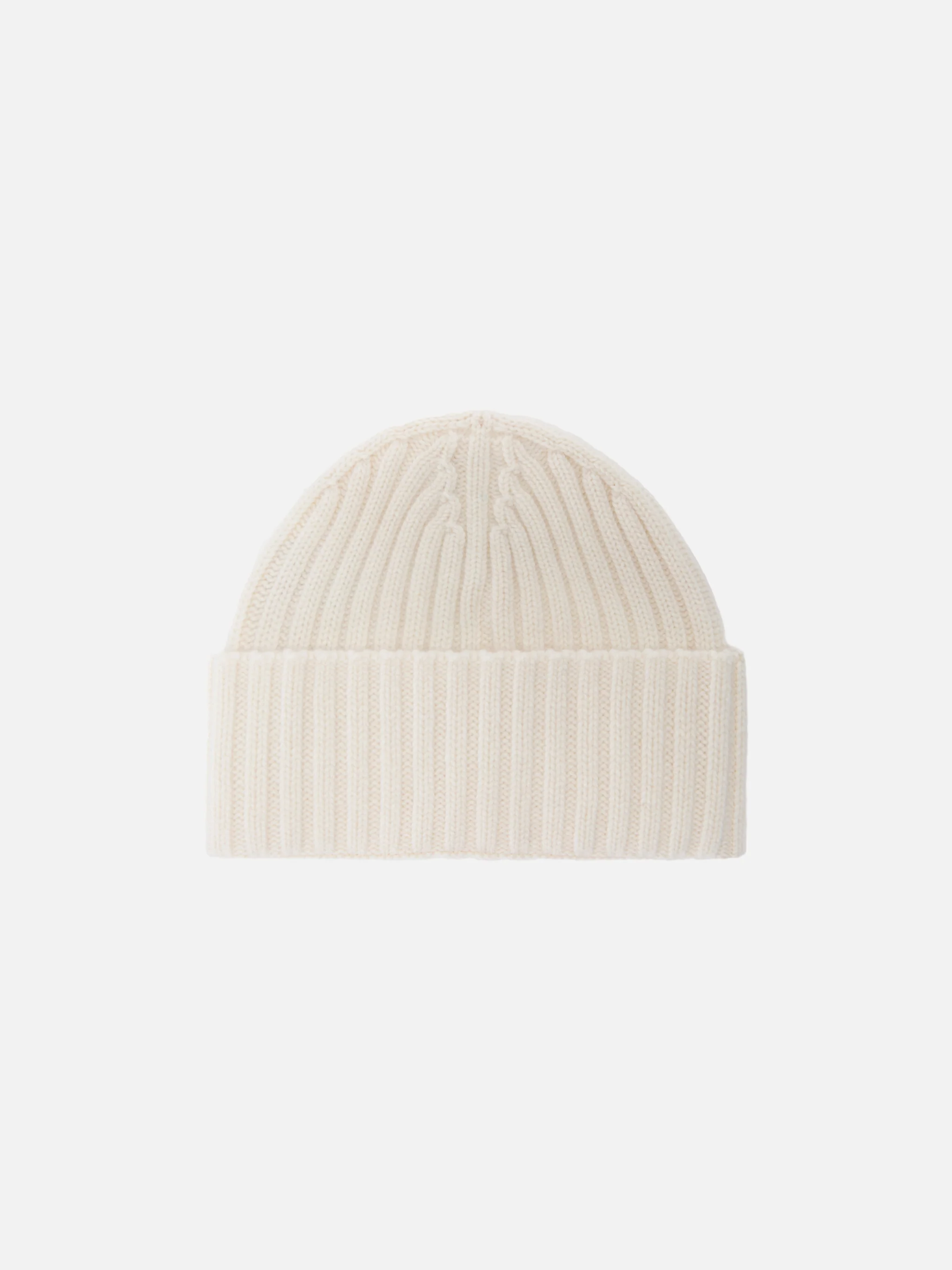 Wengen beanie in cashmere in white with St. Moritz embroidery - Image 3
