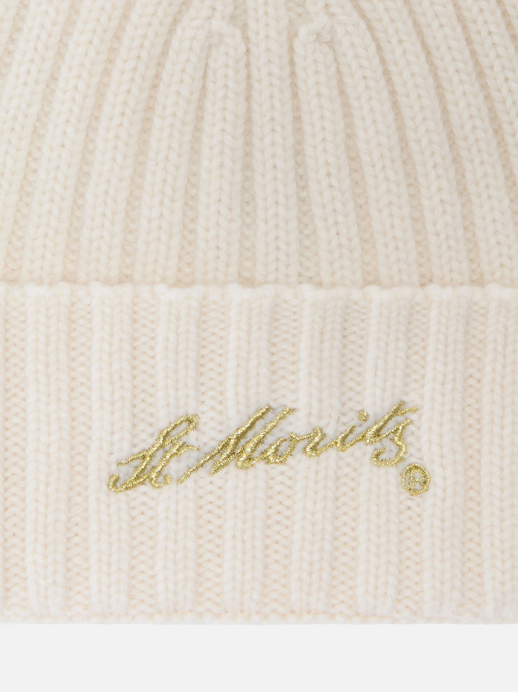 Wengen beanie in white cashmere with St. Moritz embroidery - Image 2