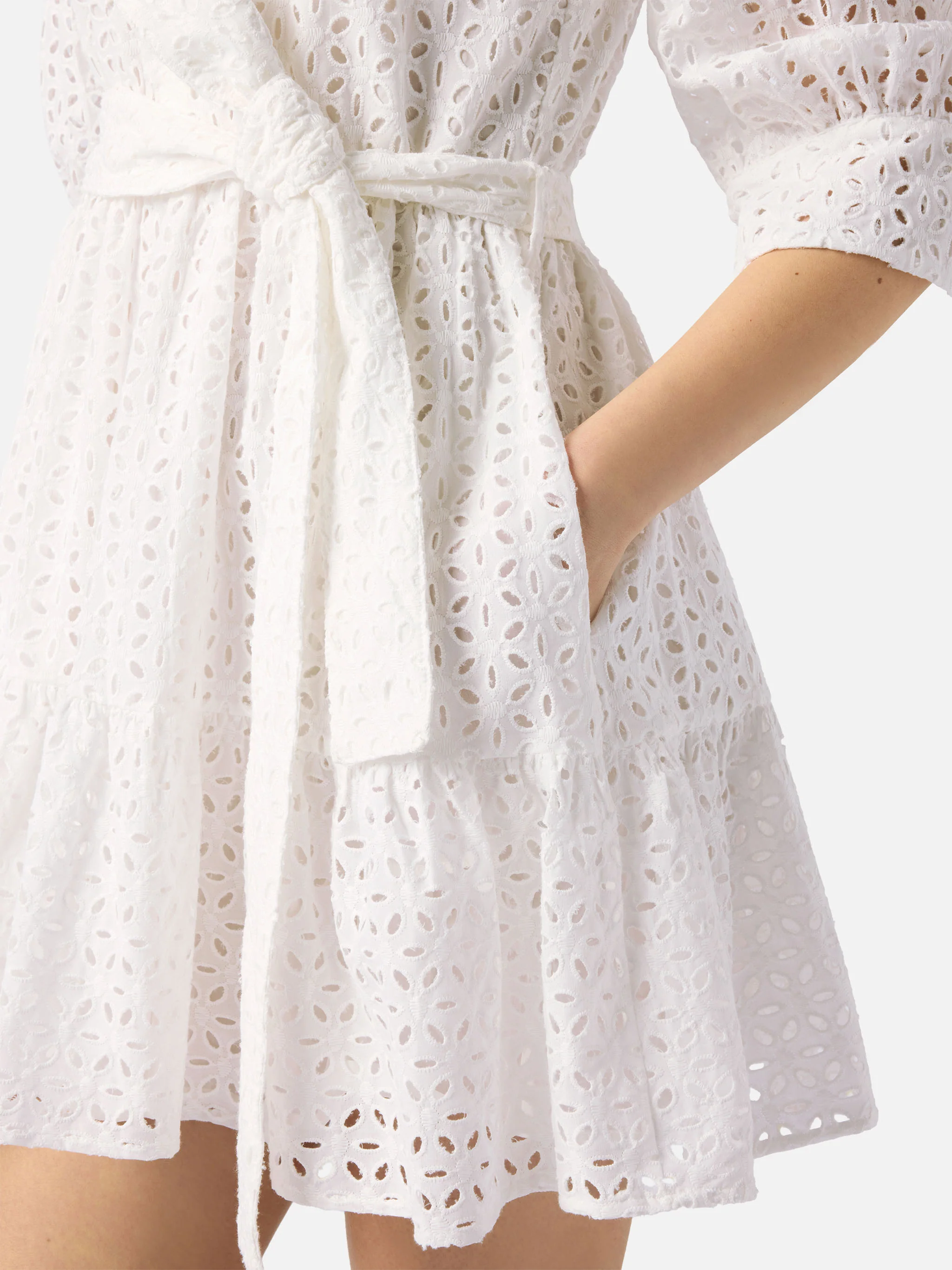 White cotton short dress Daisi with embroideries - Image 4