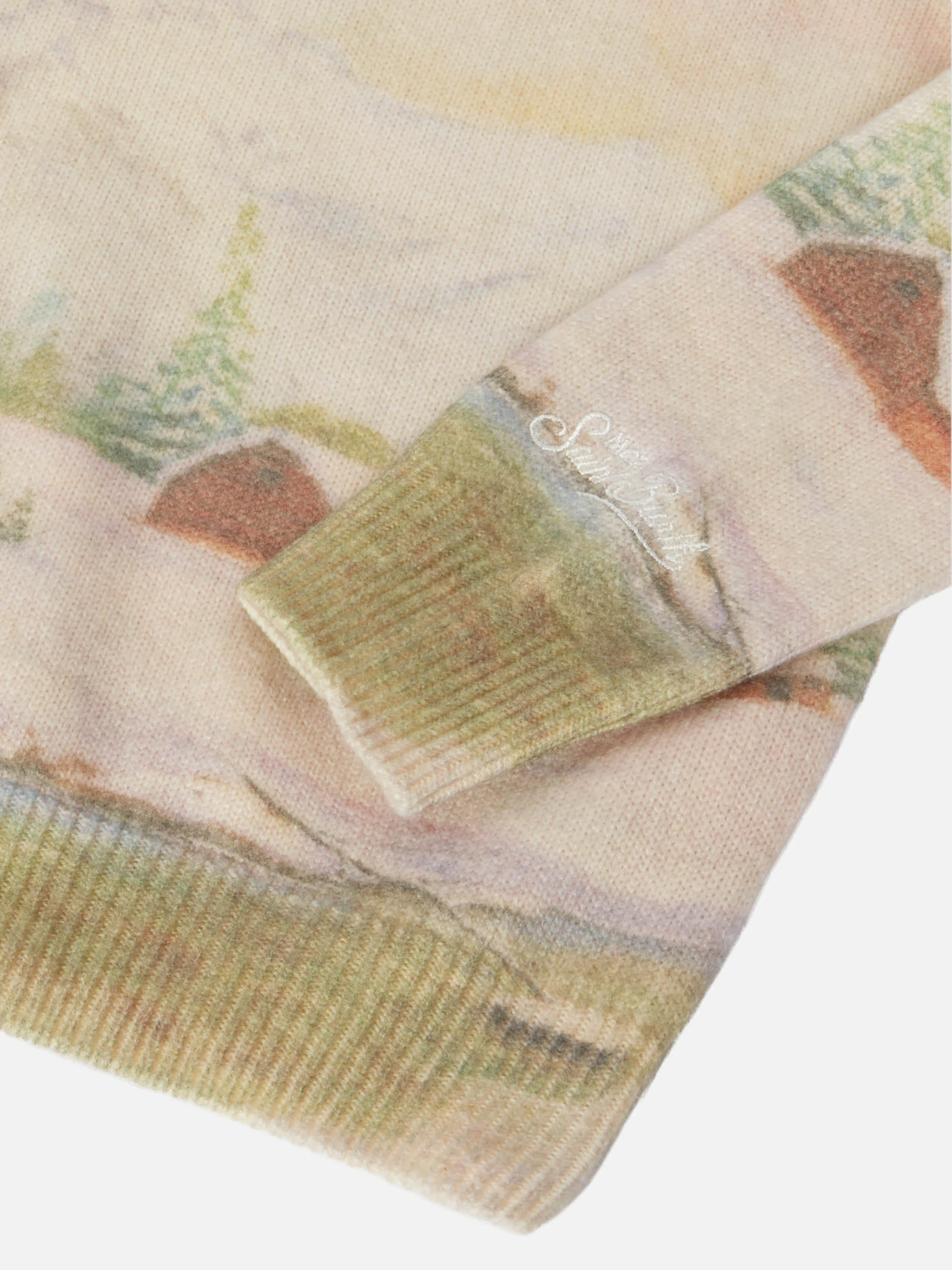 White crewneck Princess with mountain print and dreamland  embroidery - Image 4