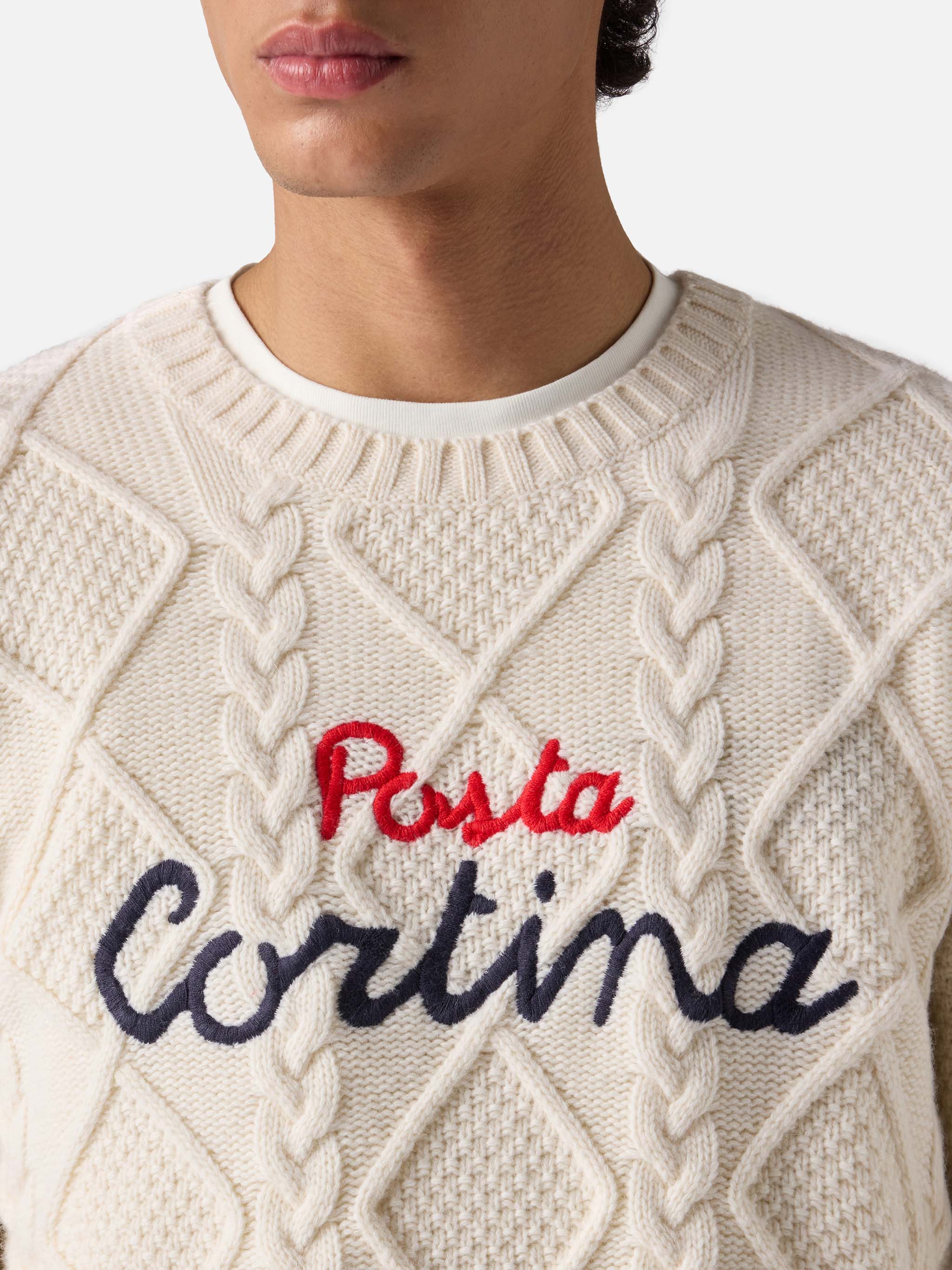 White crewneck Bergen Tricot with Posta Cortina embroidery - Image 2