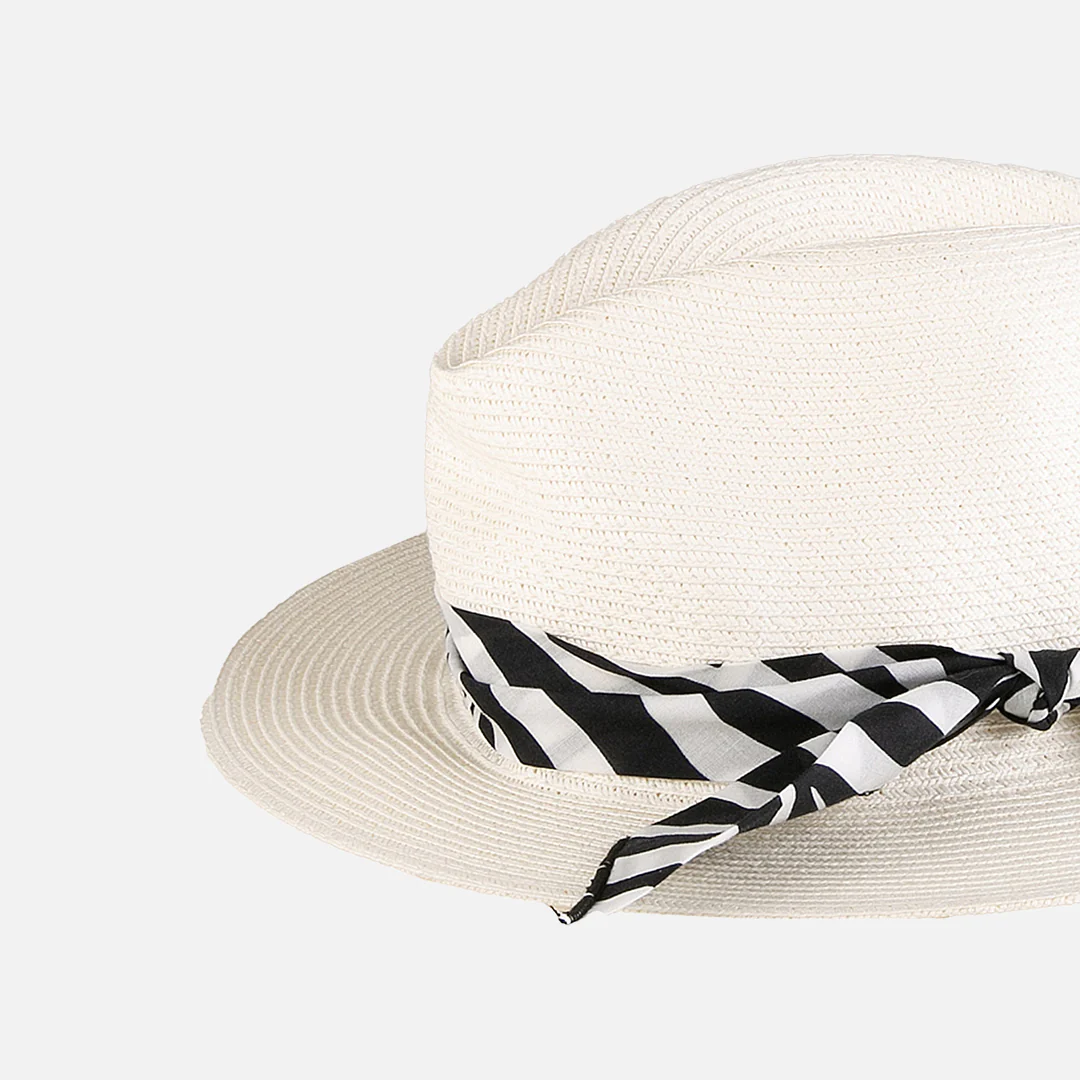White paper hat with zebra print bandeau - Image 2