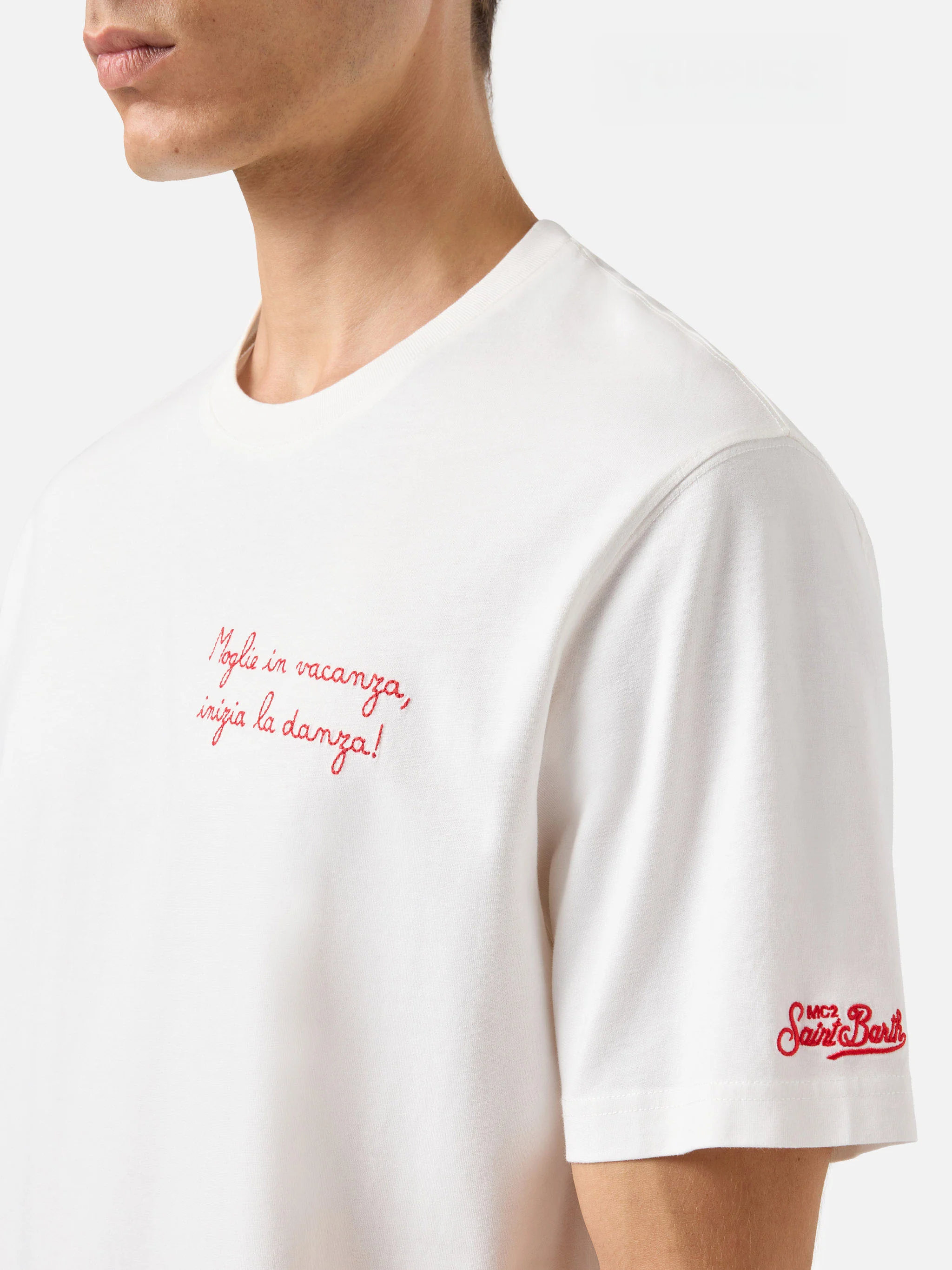 Cotton t-shirt Arnott with Moglie in vacanza... embroidery | YUPPIES SPECIAL EDITION - Image 2