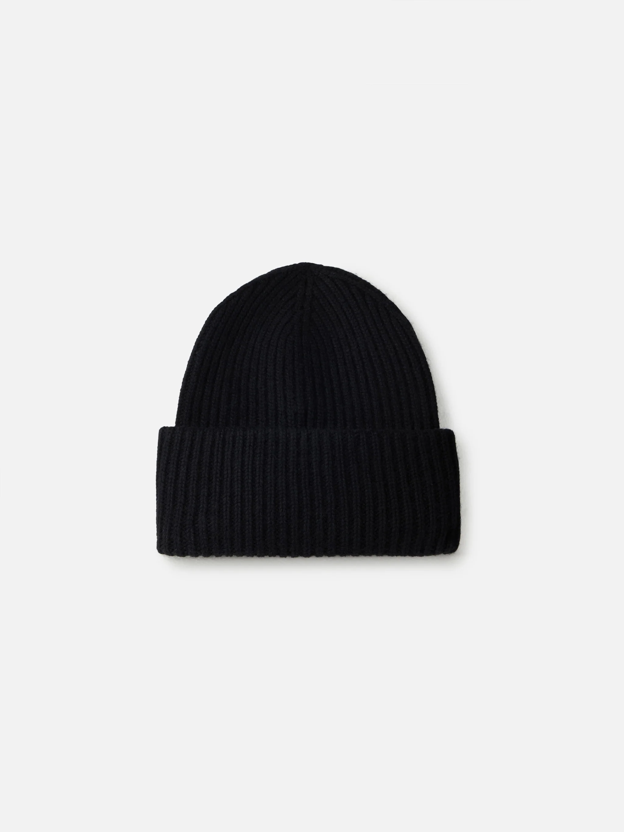 Black ribbed beanie Berry with Saint Barth patch - Image 2