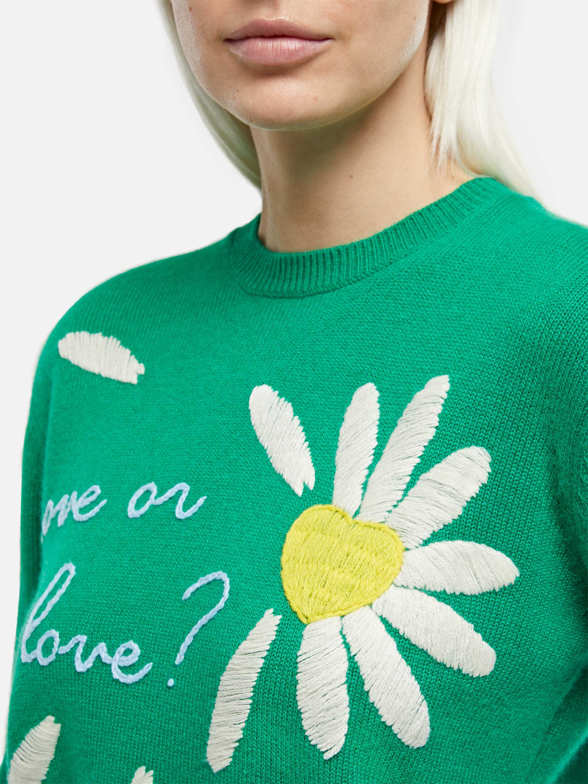 New Queen green brushed sweater with Love or not embroidery - Image 2
