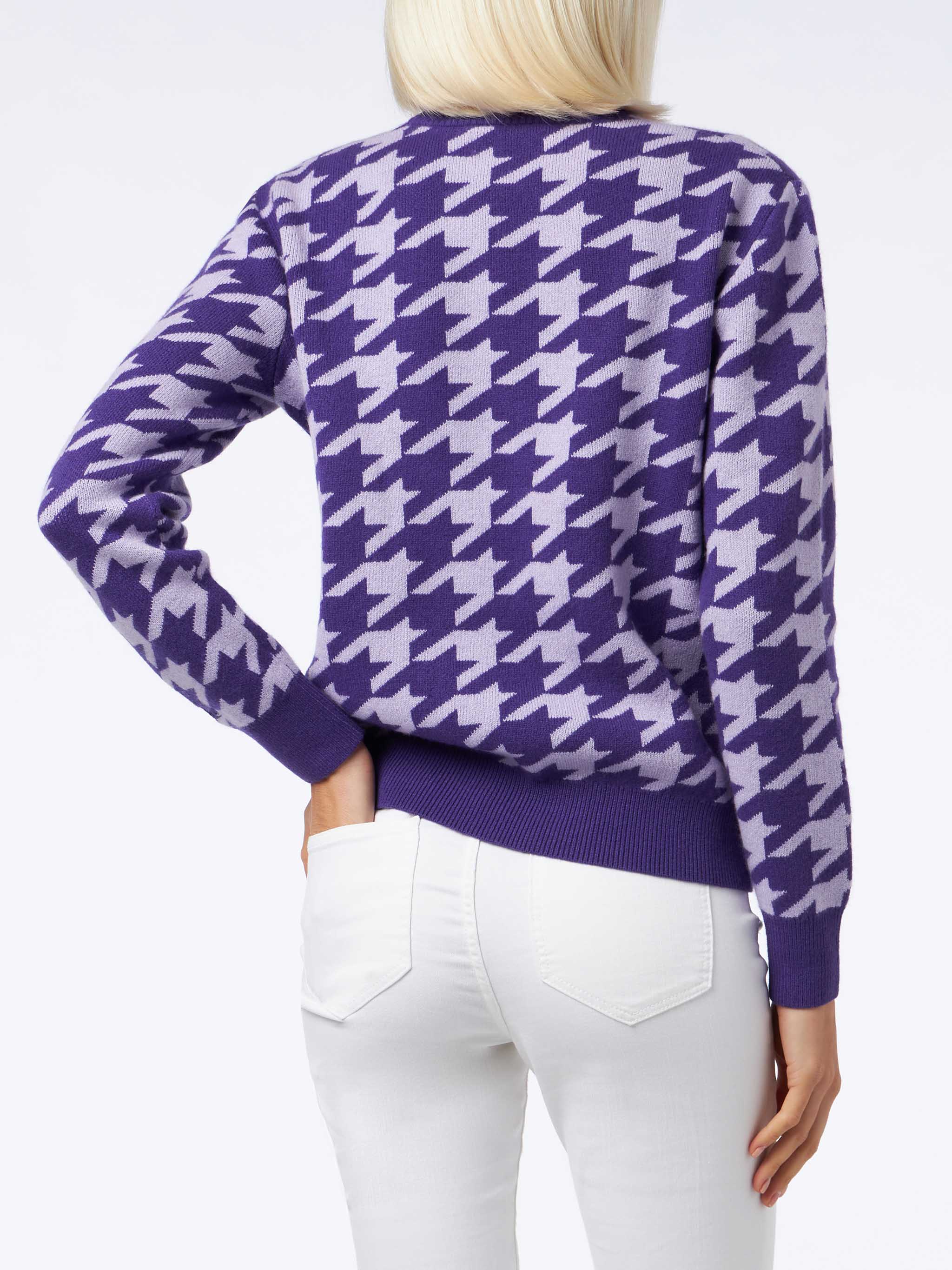New Queen pied de poule Snoopy jacquard sweater | Special Edition - Image 3
