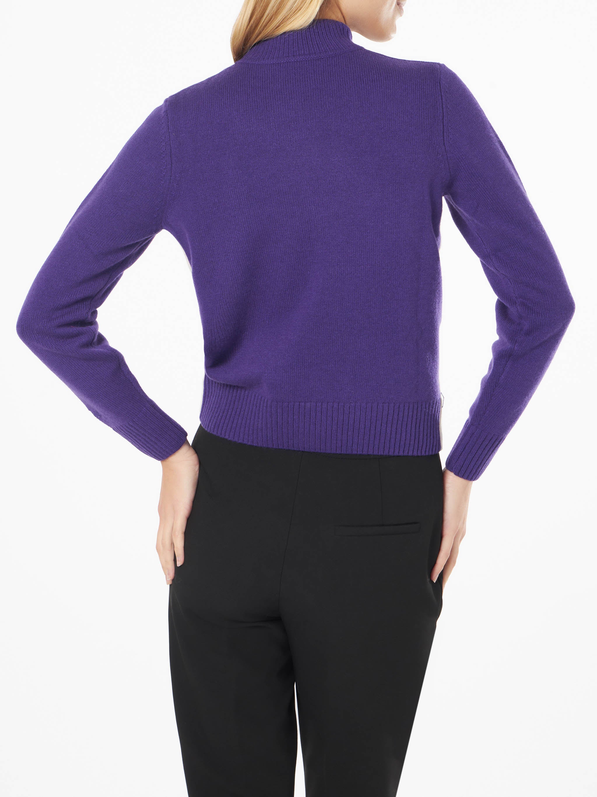 Peak purple sweater with Mont Rosè postcard - Image 3