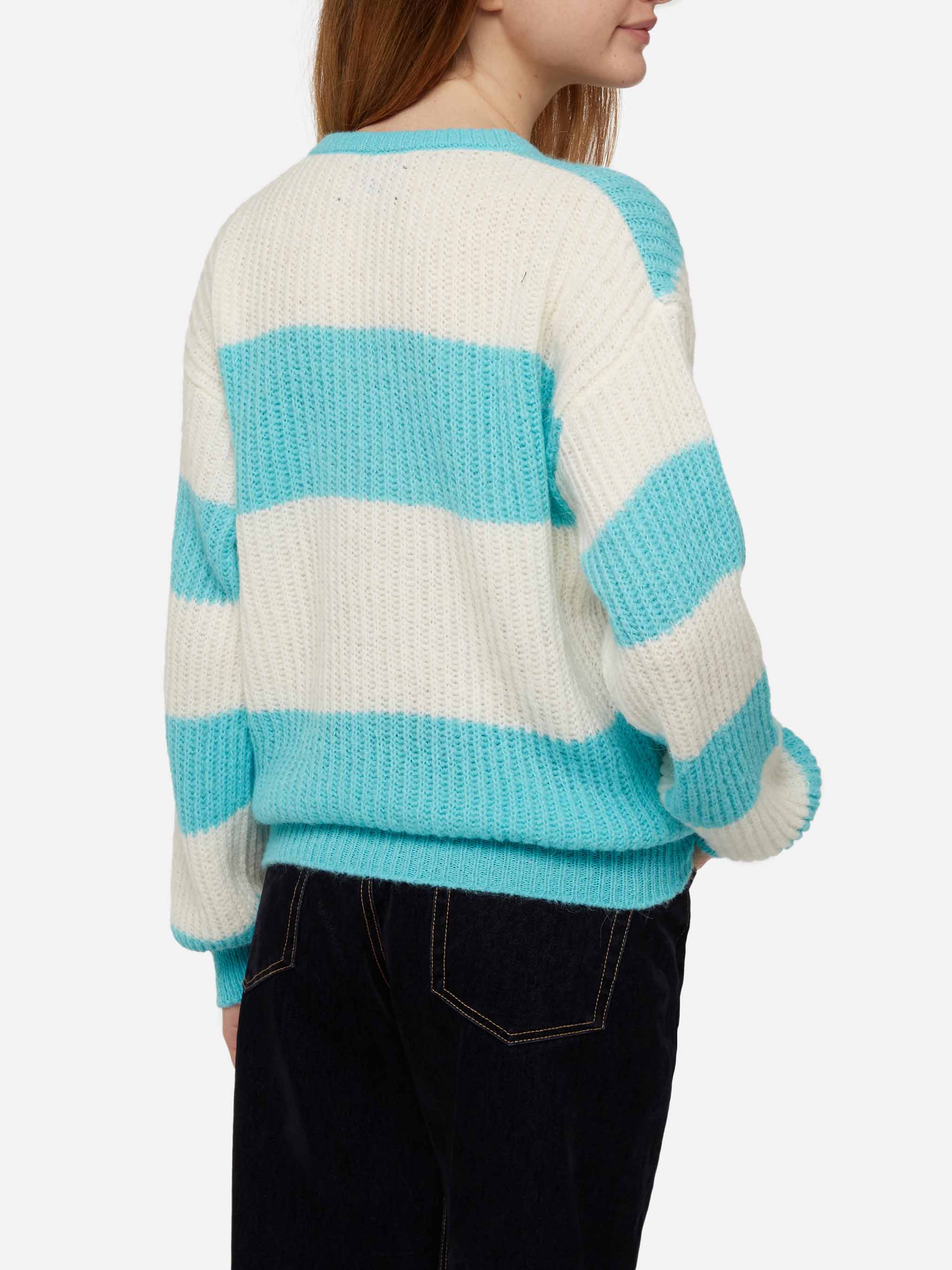 Annecy Soft cropped sweater with diamond pattern and V-neck - Image 3